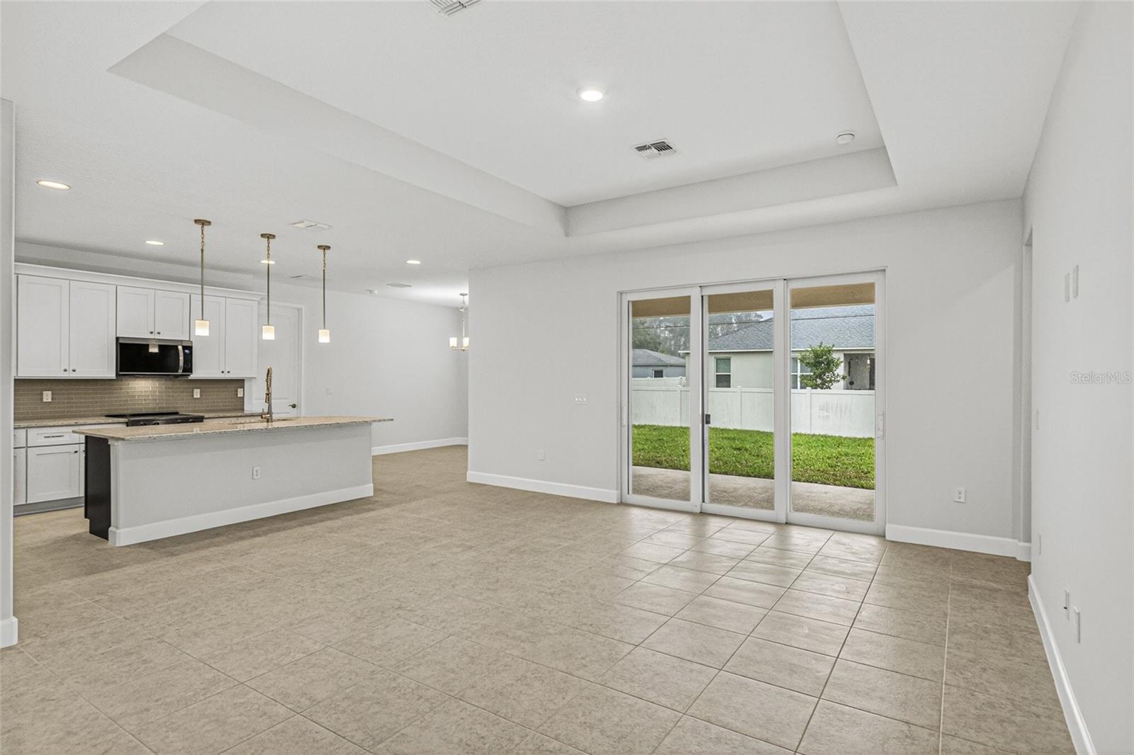 450 HAMMOND ST SW, PALM BAY, FL, 32908