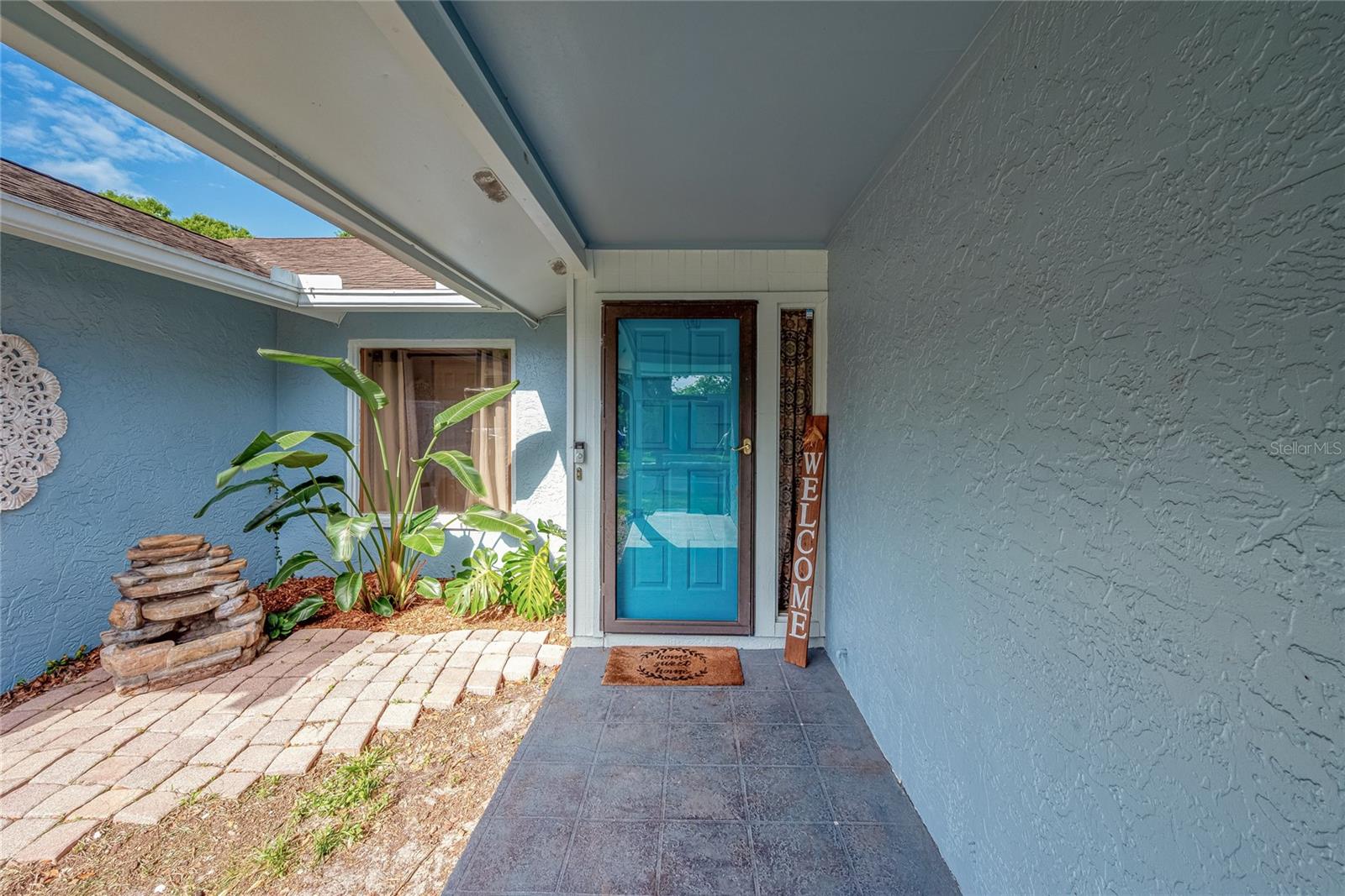 18322 SWAN LAKE DR, LUTZ, FL, 33549