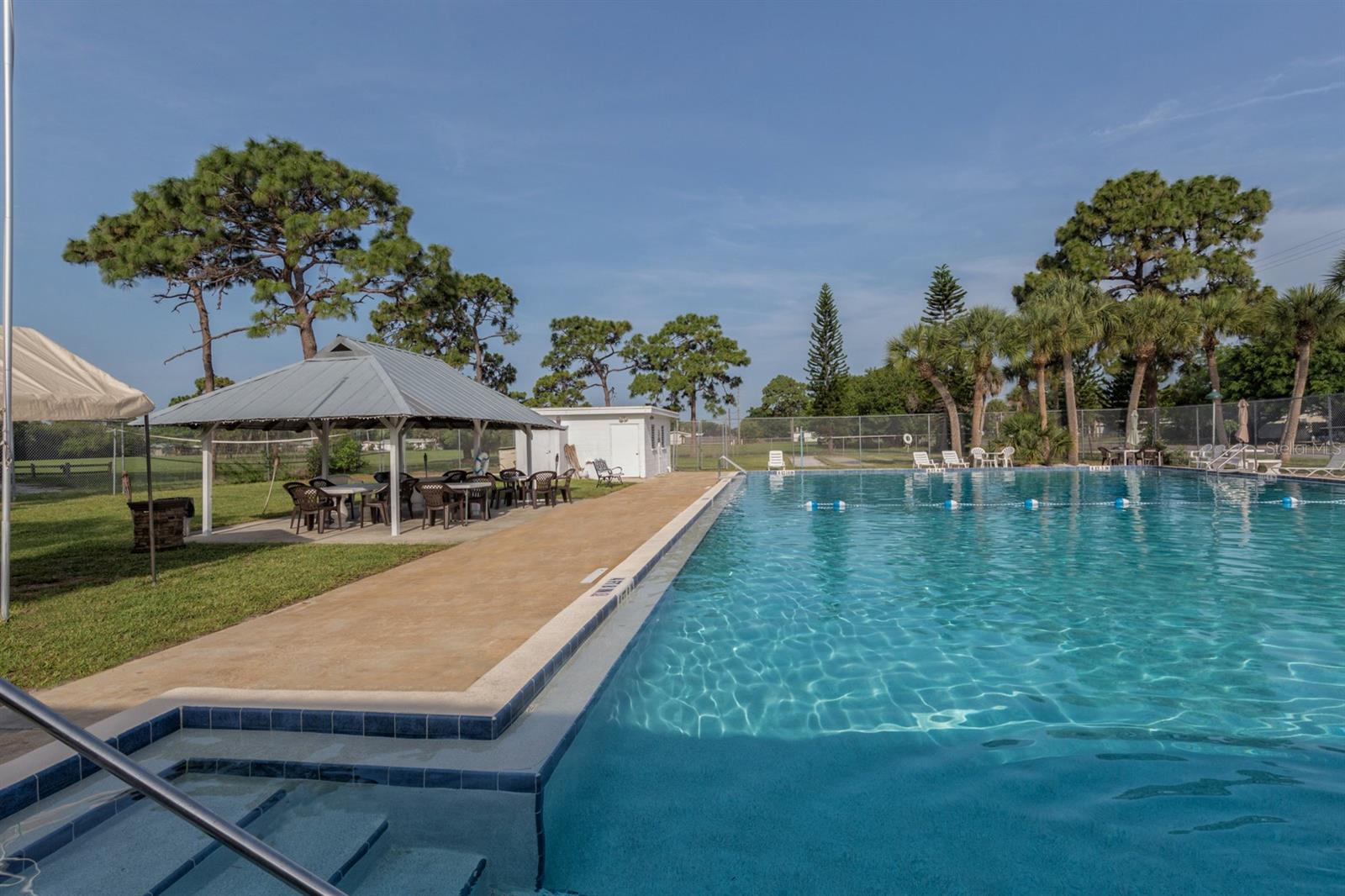 1261 LAKESIDE DR, VENICE, FL, 34293
