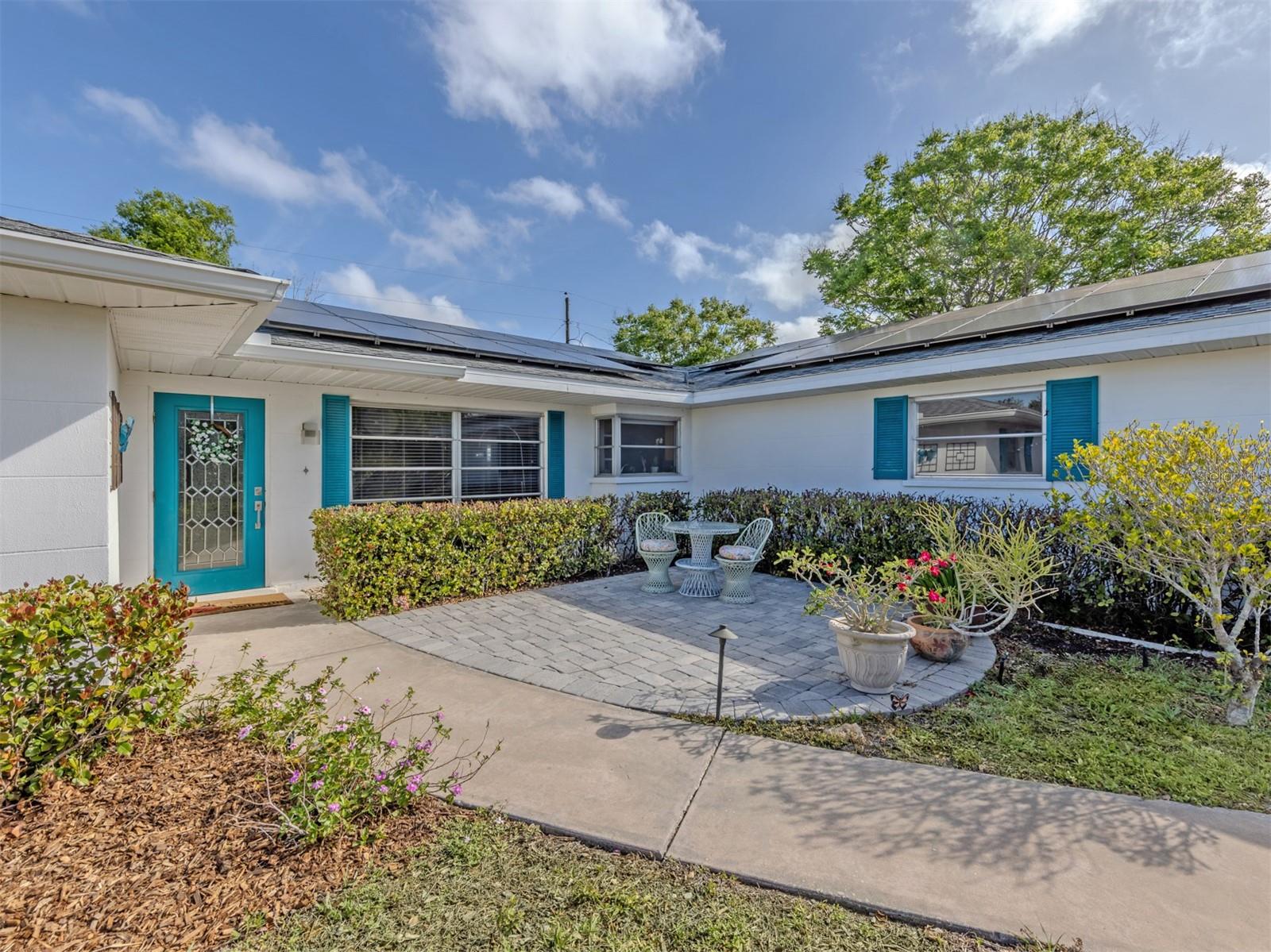 1261 LAKESIDE DR, VENICE, FL, 34293