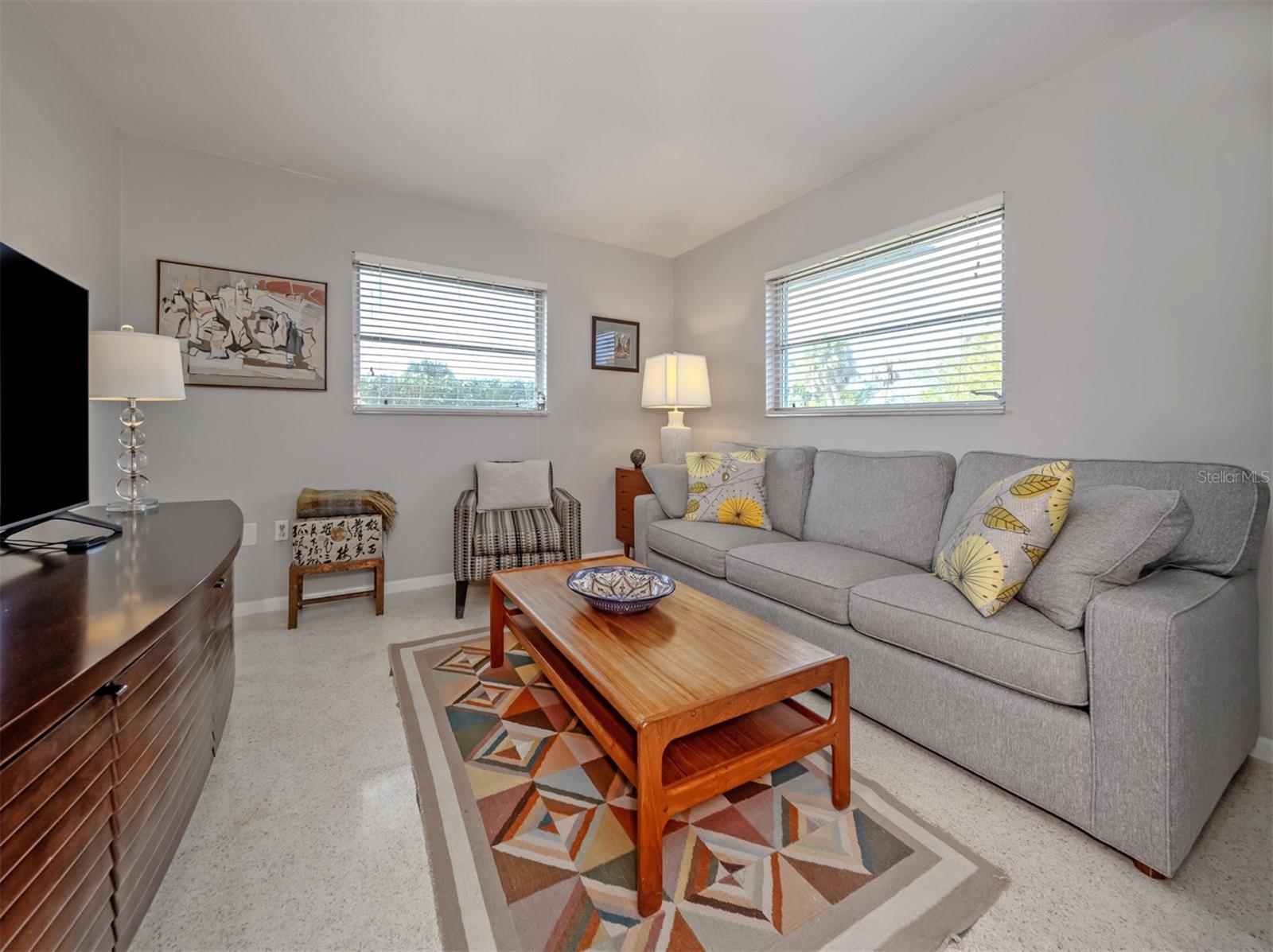 1261 LAKESIDE DR, VENICE, FL, 34293