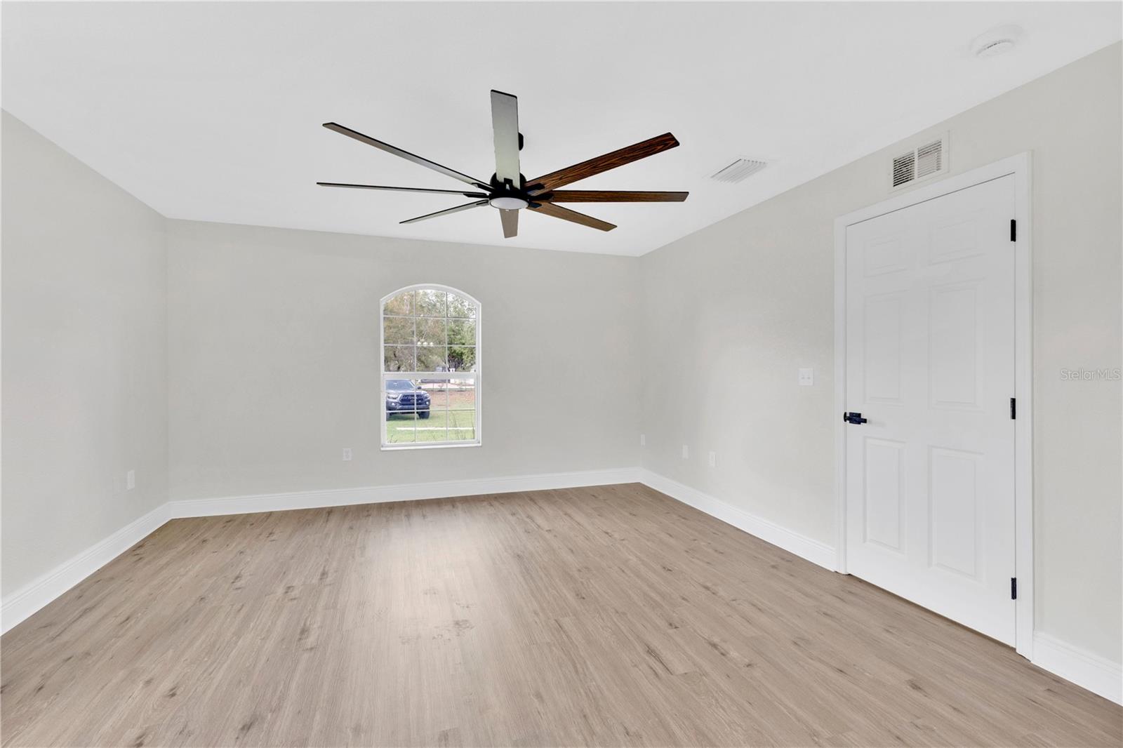 8 OAKRIDGE DR, FROSTPROOF, FL, 33843