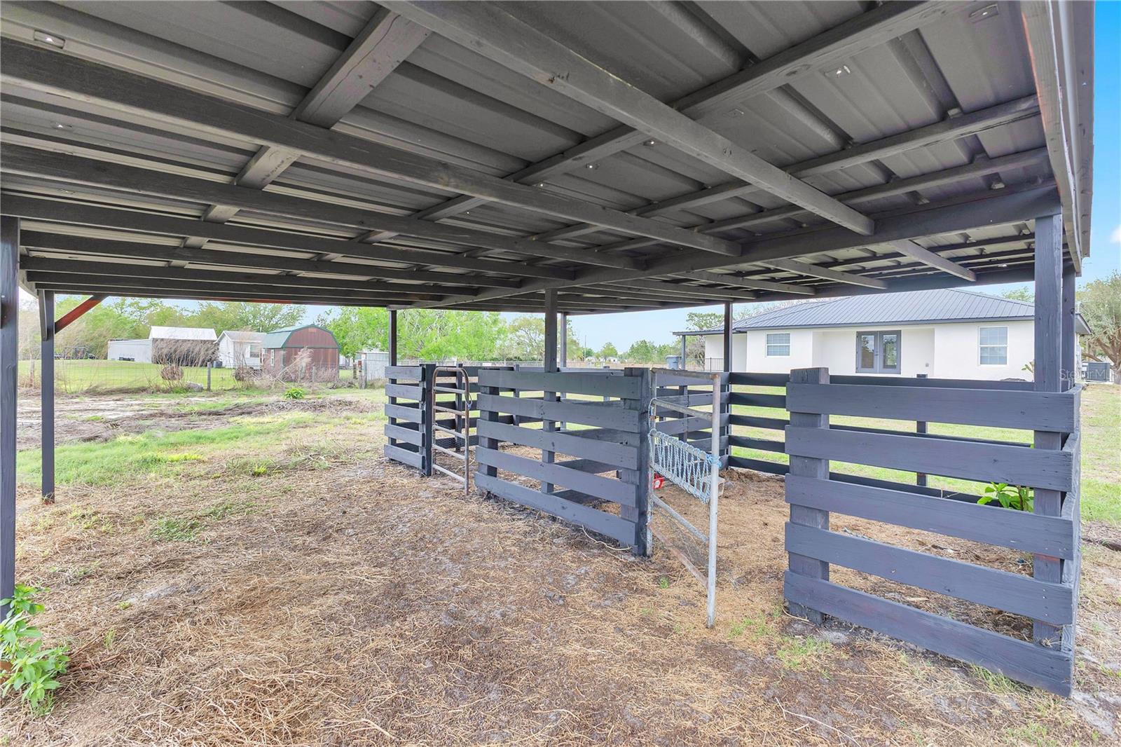 8 OAKRIDGE DR, FROSTPROOF, FL, 33843