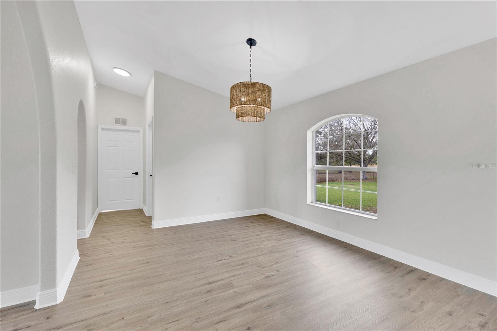 8 OAKRIDGE DR, FROSTPROOF, FL, 33843