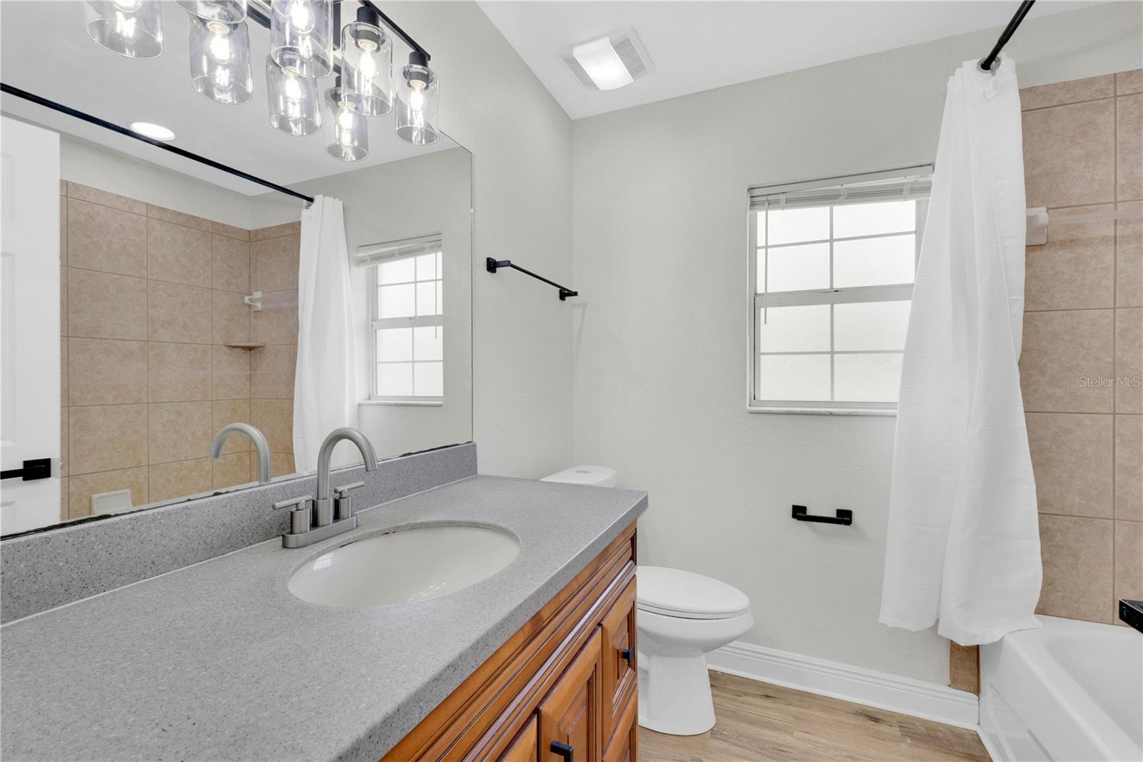 8 OAKRIDGE DR, FROSTPROOF, FL, 33843