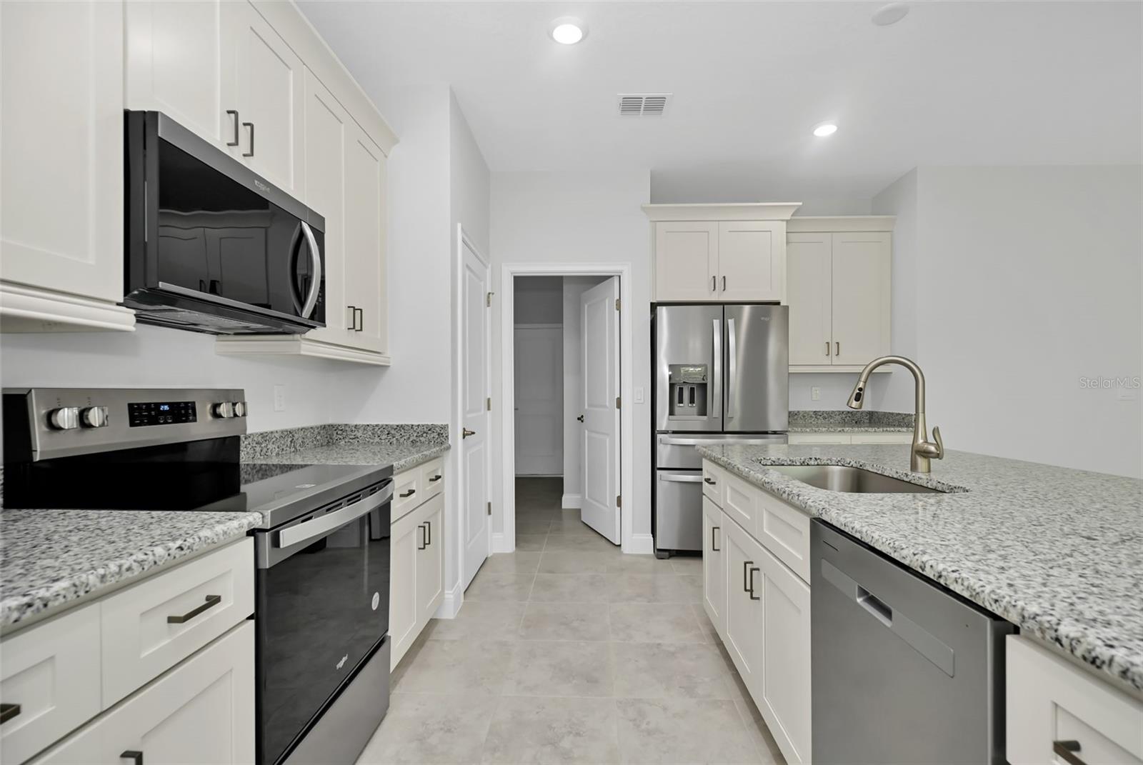 8736 N VINCE DR, DUNNELLON, FL, 34434