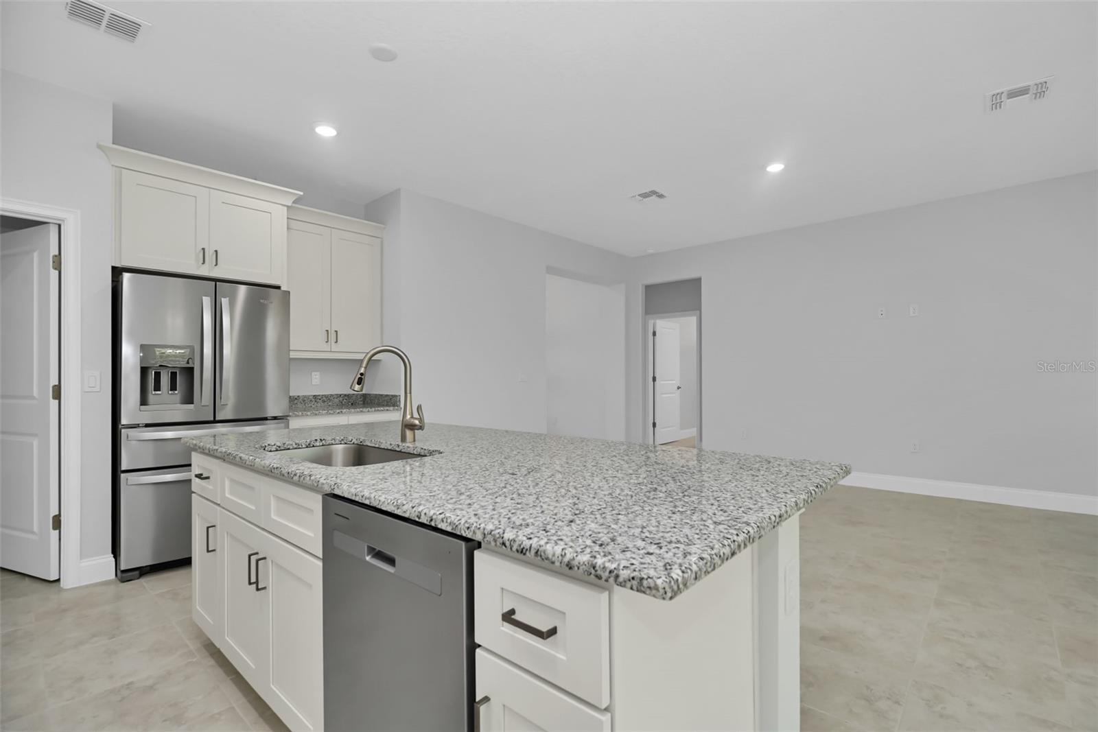 8736 N VINCE DR, DUNNELLON, FL, 34434