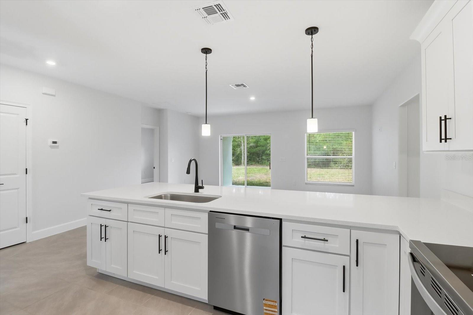 8760 N VINCE DR, DUNNELLON, FL, 34434