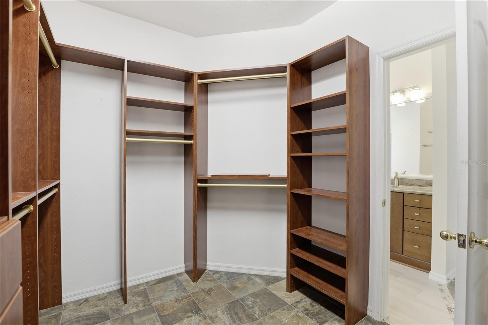 8828 N 19TH LN W, GAINESVILLE, FL, 32606