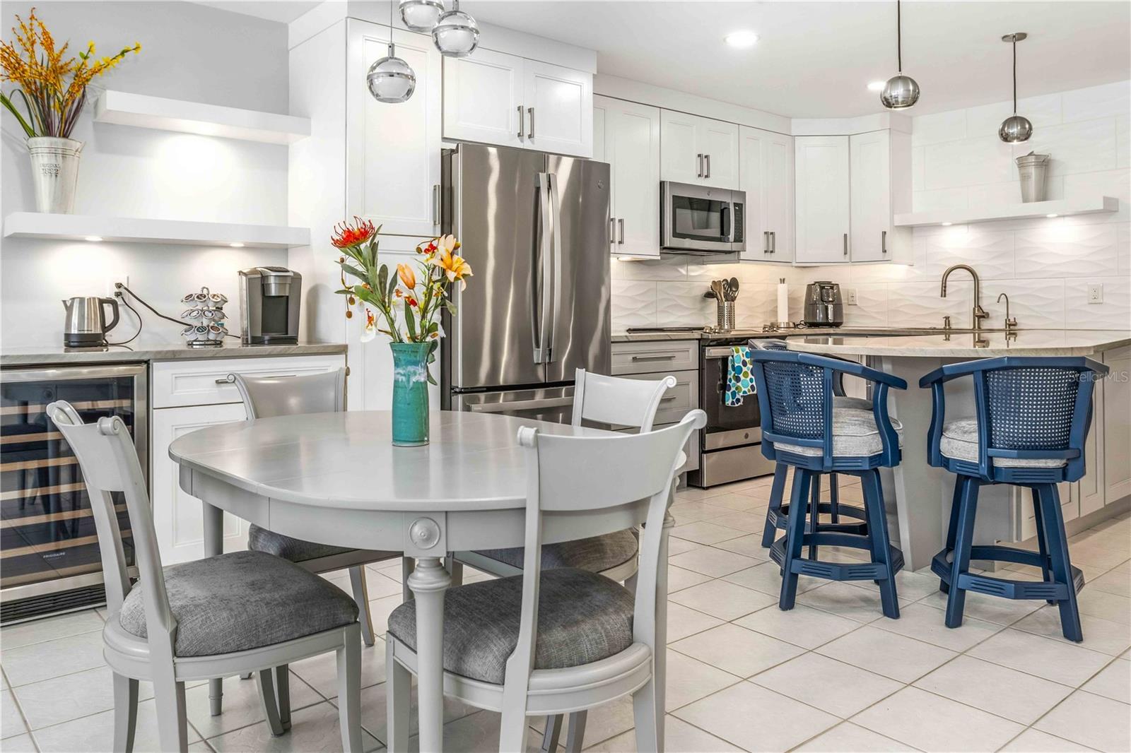 105 ISLAND WAY #142, CLEARWATER BEACH, FL, 33767