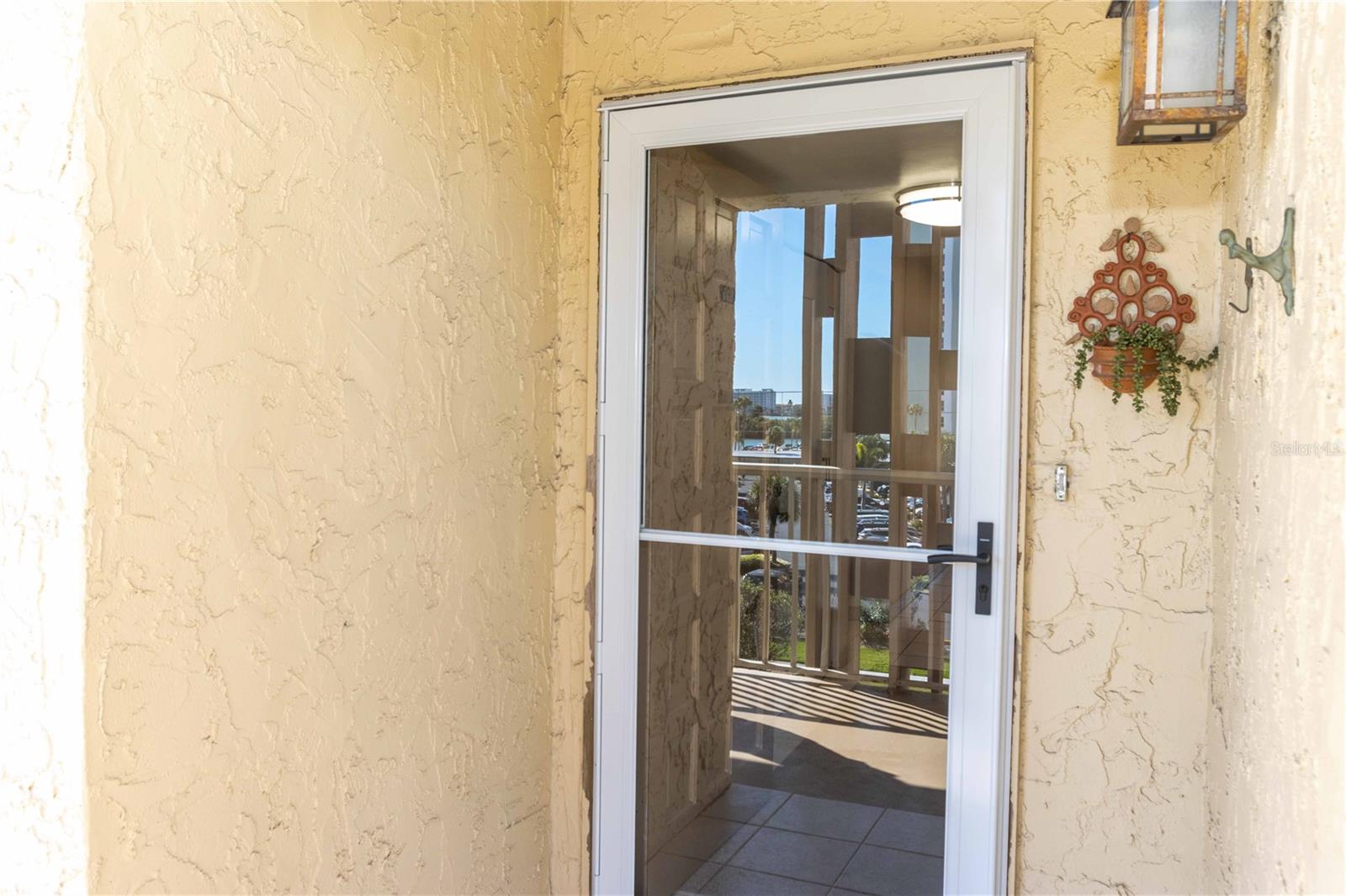 105 ISLAND WAY #142, CLEARWATER BEACH, FL, 33767