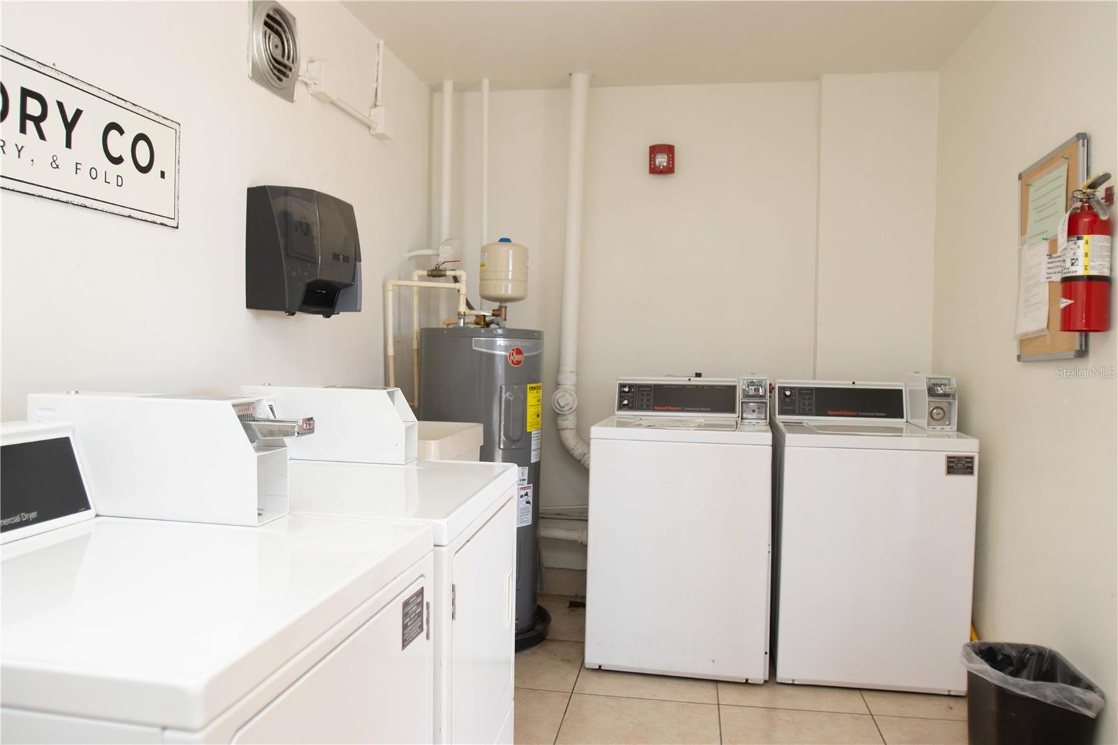 105 ISLAND WAY #142, CLEARWATER BEACH, FL, 33767