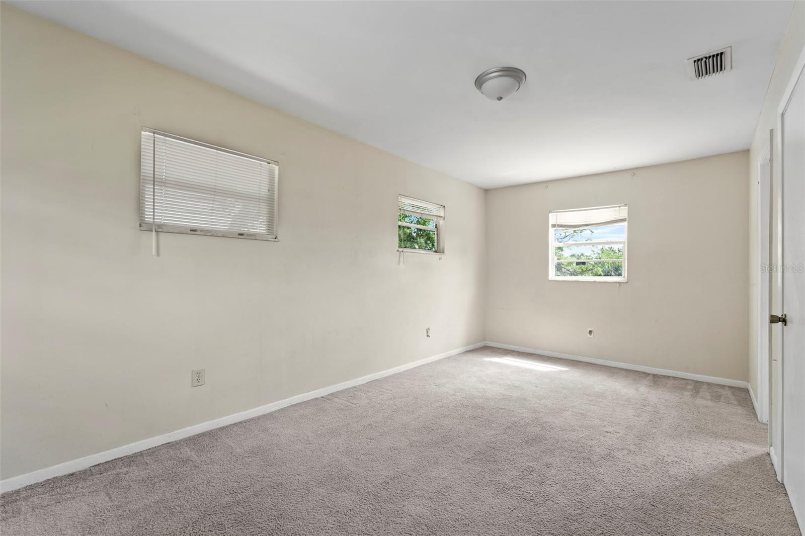 2713 GREENFIELD AVE, ORLANDO, FL, 32808