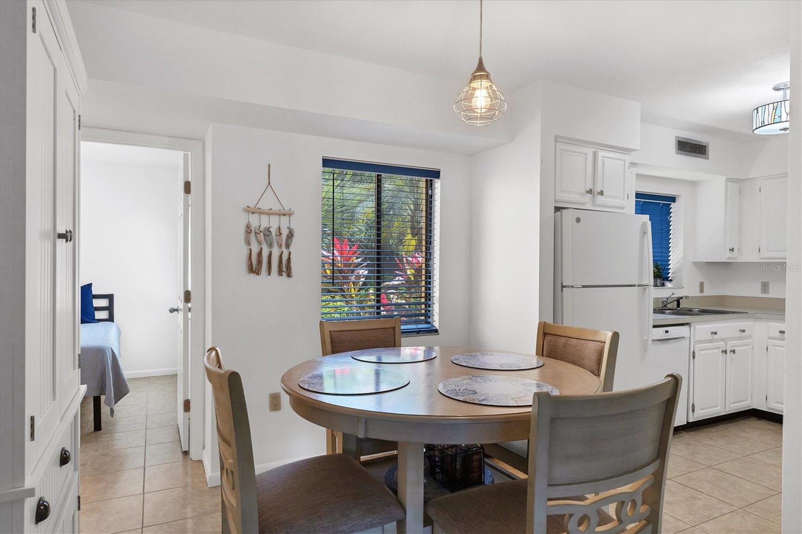 5669 ASHTON LAKE DR #1, SARASOTA, FL, 34231