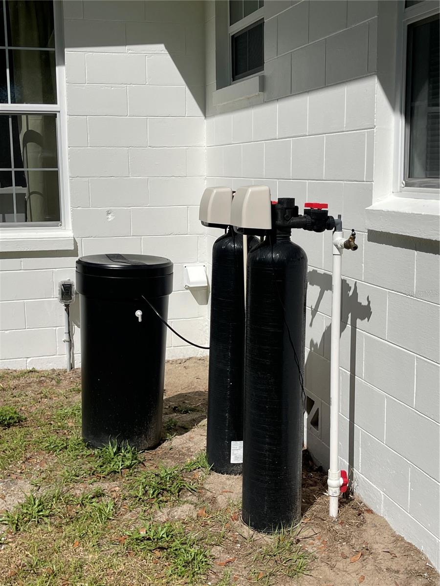 906 E MICHIGAN AVE, DELAND, FL, 32724