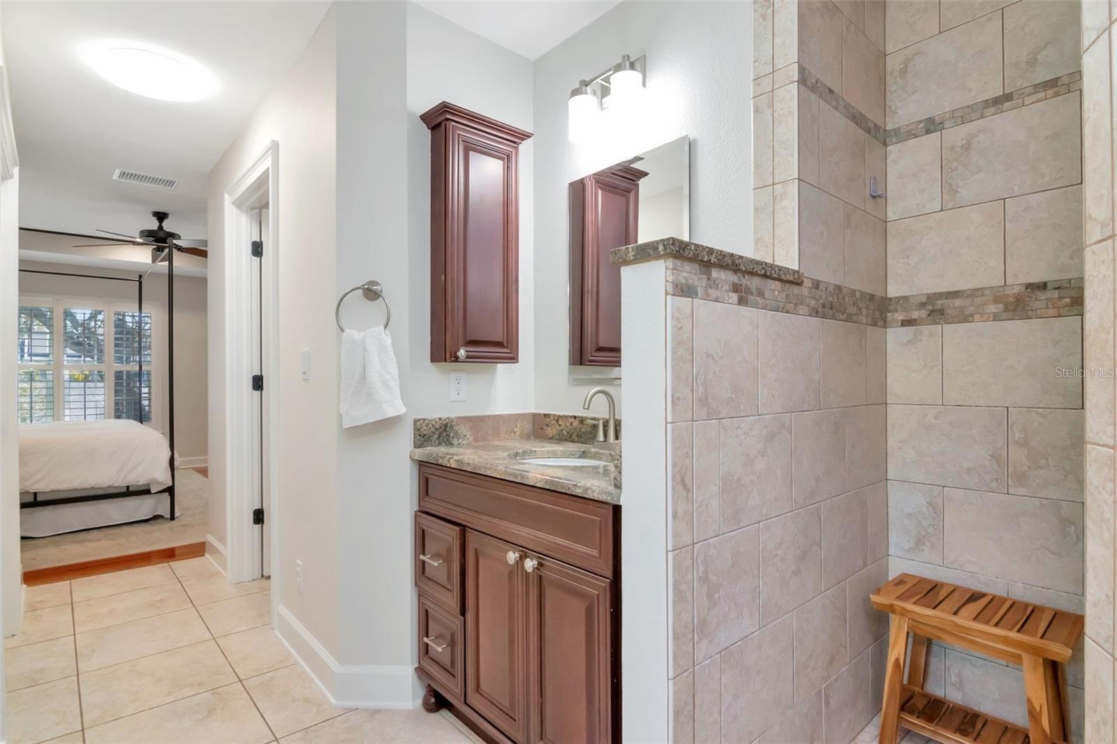 4703 S DAUPHIN AVE, TAMPA, FL, 33611