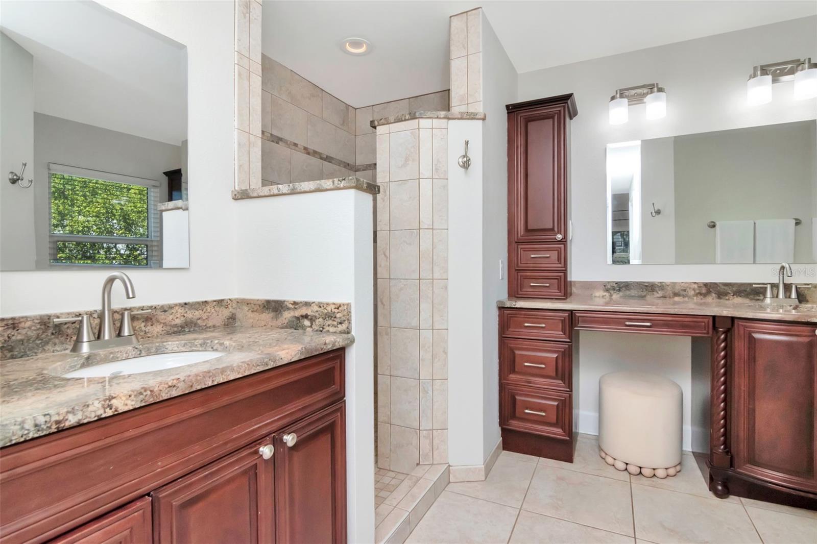 4703 S DAUPHIN AVE, TAMPA, FL, 33611