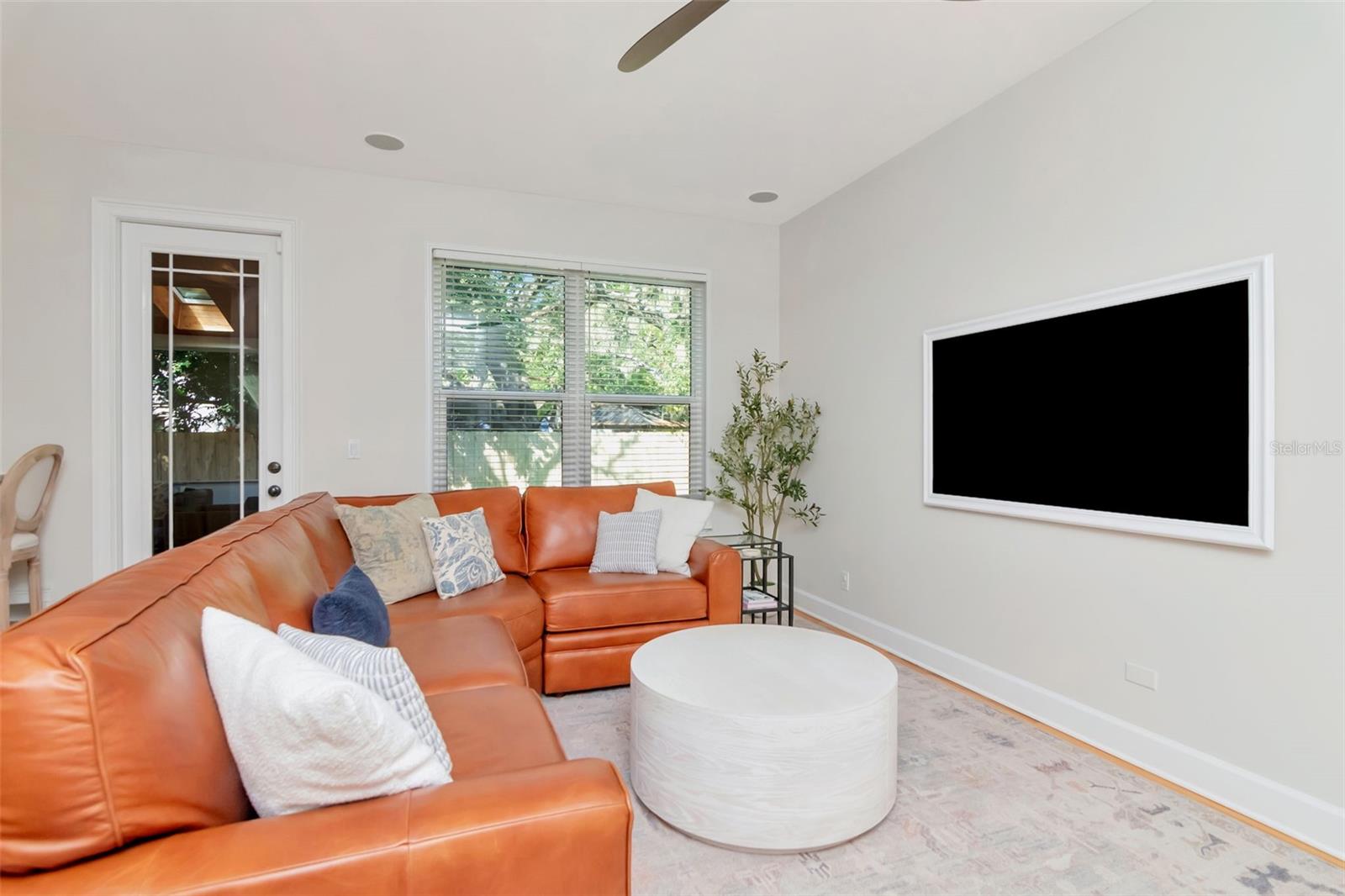 4703 S DAUPHIN AVE, TAMPA, FL, 33611