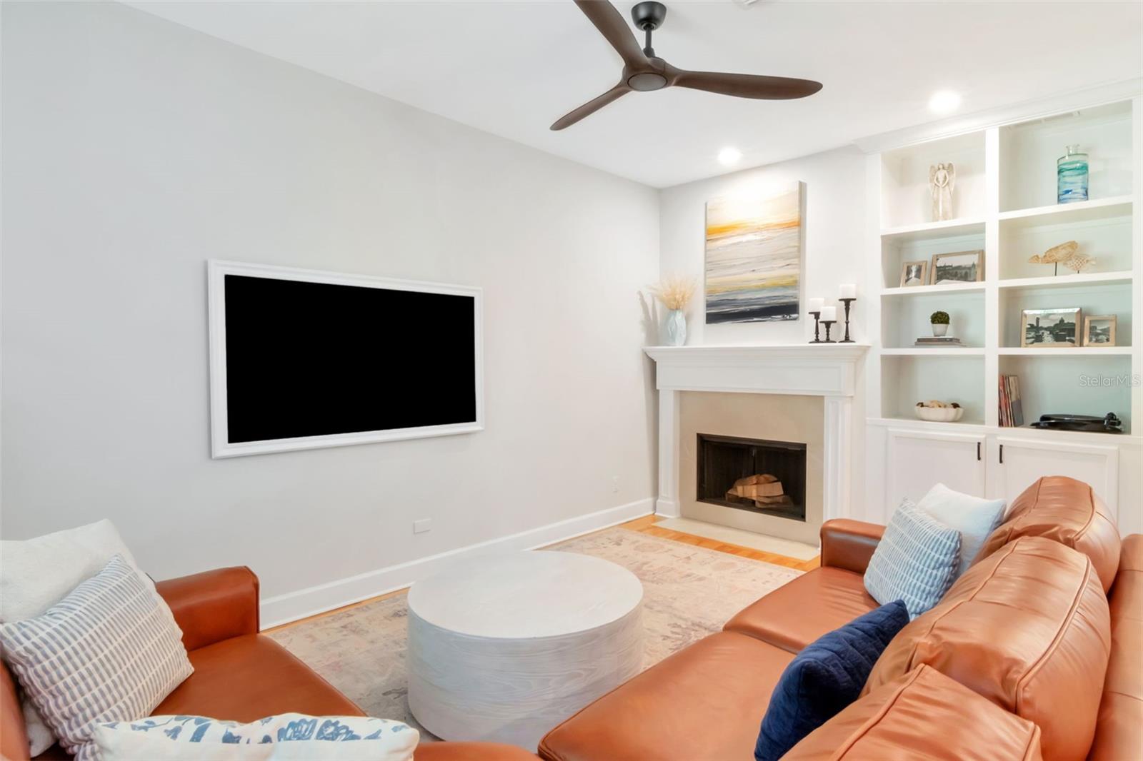 4703 S DAUPHIN AVE, TAMPA, FL, 33611