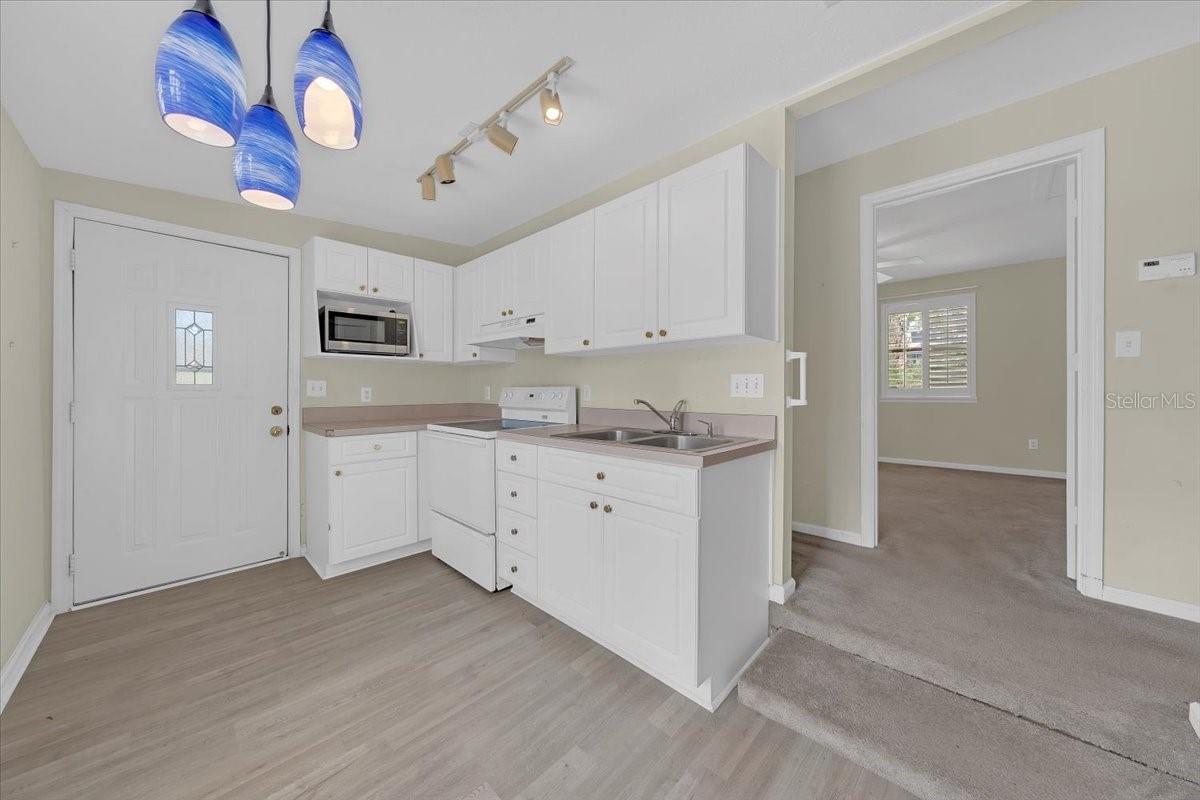 Guest cottage kitchen.