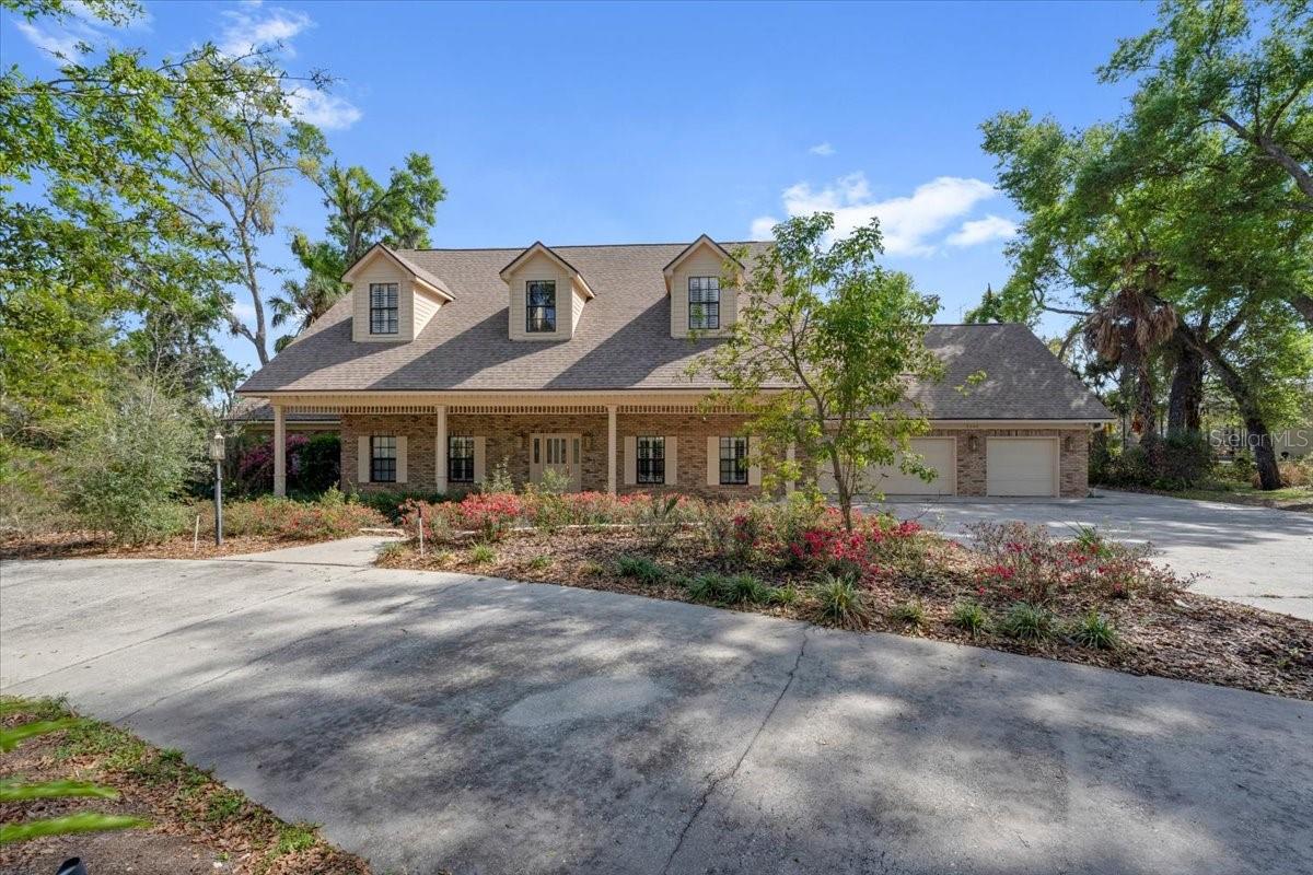 Such a beautiful home.