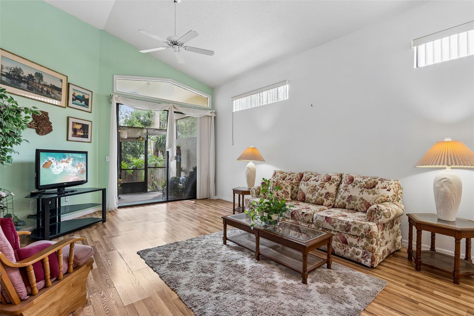 145 THORNBERRY DR, CASSELBERRY, FL, 32707