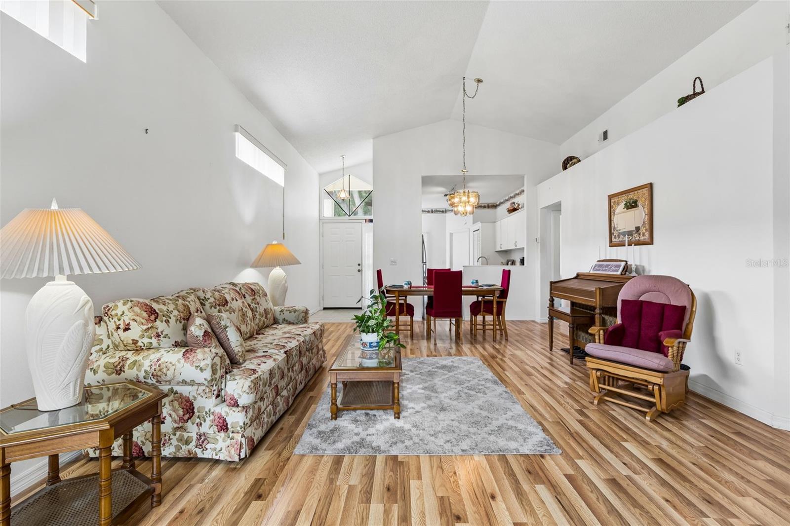 145 THORNBERRY DR, CASSELBERRY, FL, 32707