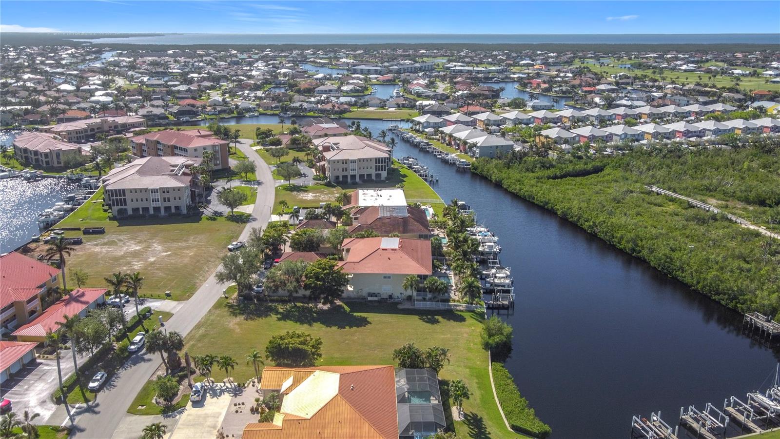 3227 PURPLE MARTIN DR, PUNTA GORDA, FL, 33950