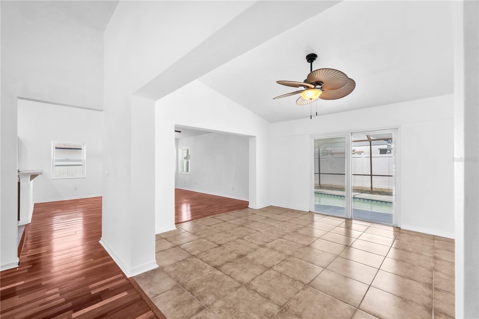 2805 TAMMARRON LN, BRANDON, FL, 33511