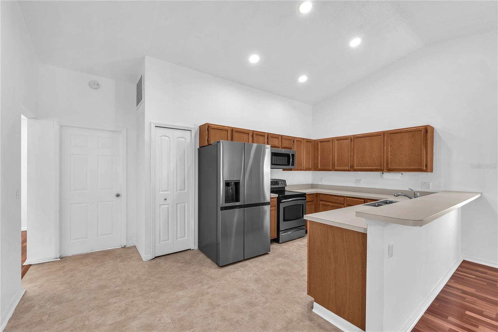 2805 TAMMARRON LN, BRANDON, FL, 33511