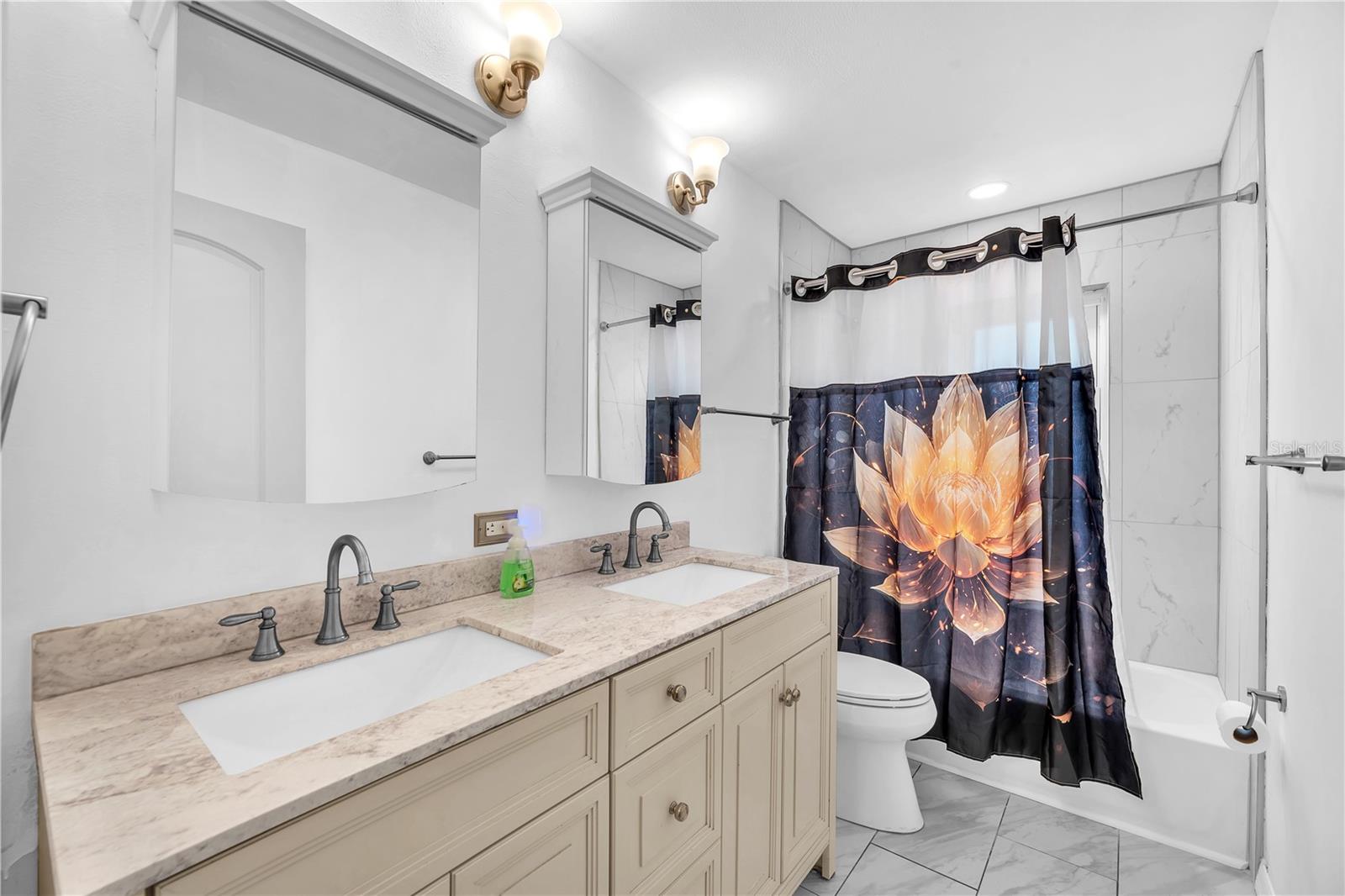 2805 TAMMARRON LN, BRANDON, FL, 33511