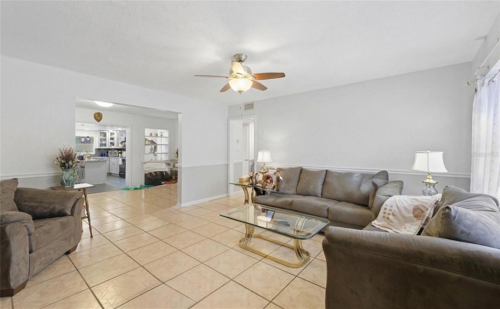 319 E 119 AVE, TAMPA, FL, 33612