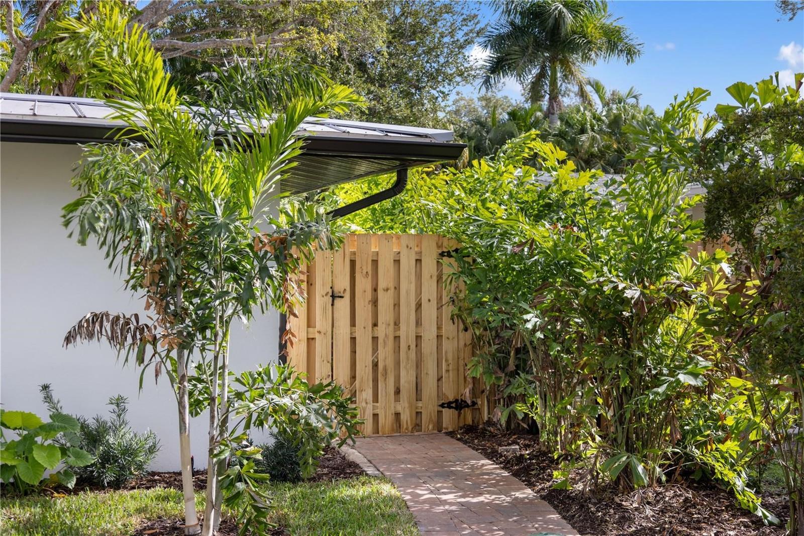 3705 TANGIER TER, SARASOTA, FL, 34239