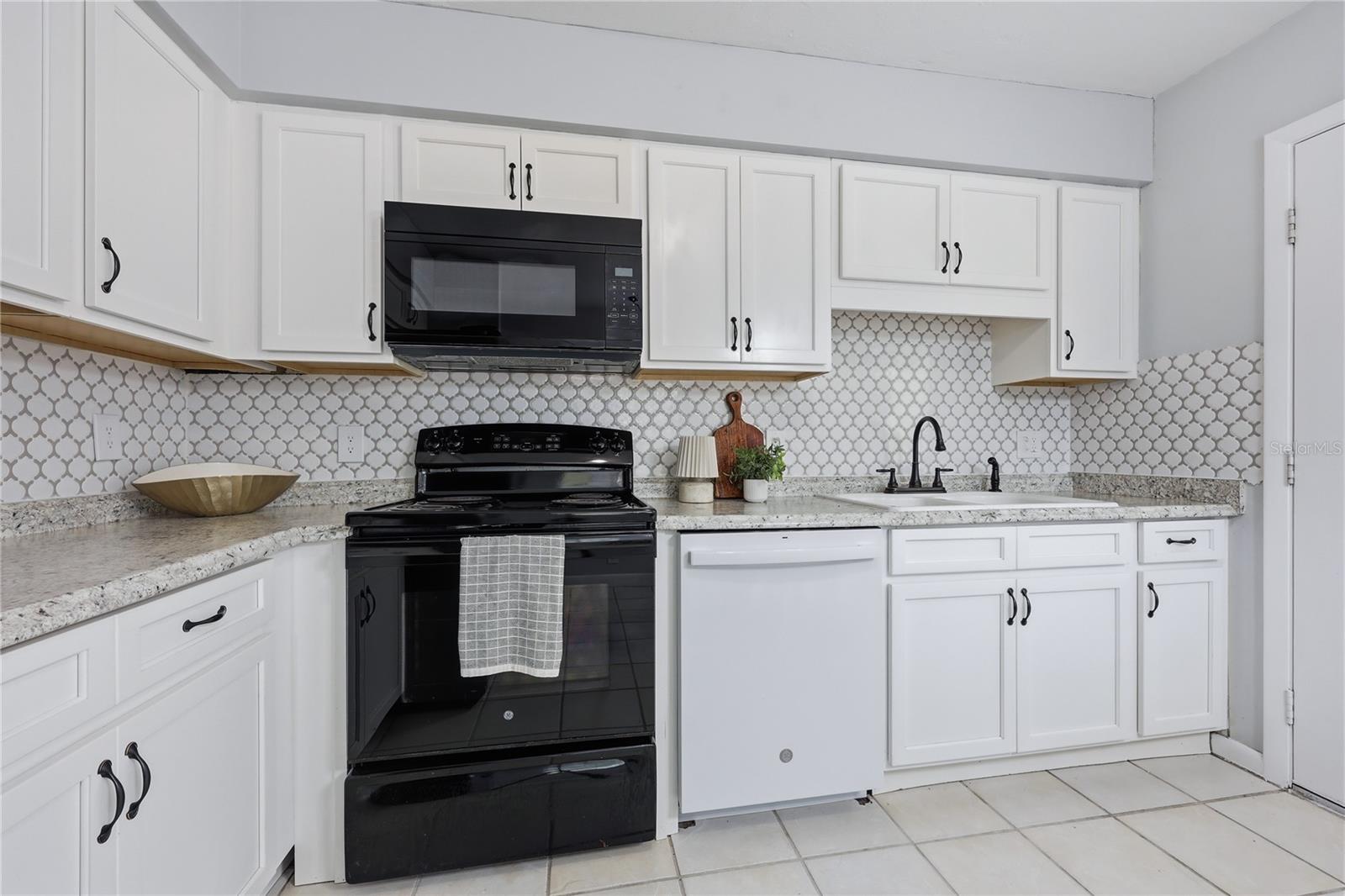 8434 NW 42ND CIR, GAINESVILLE, FL, 32653