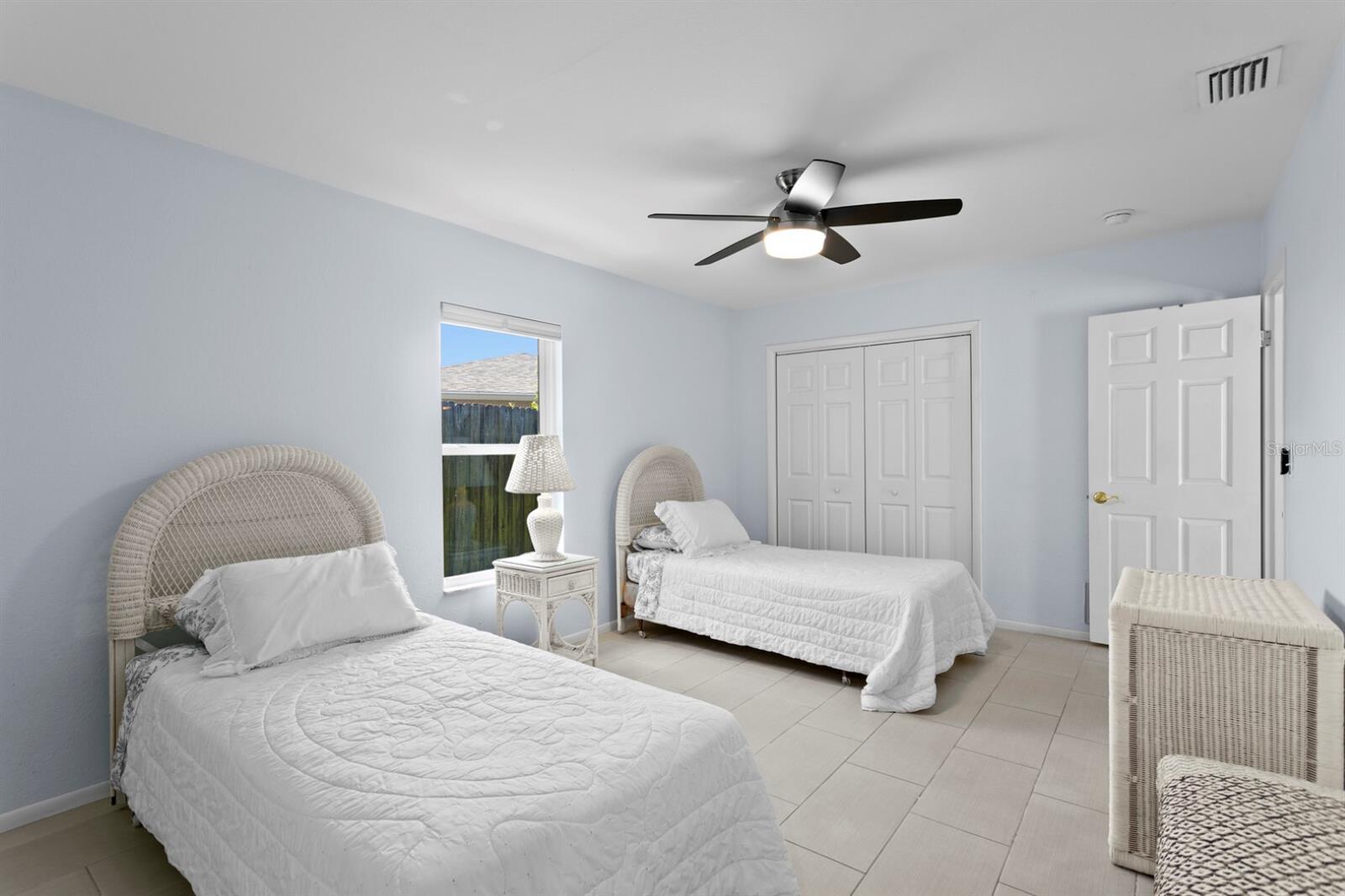 8645 PINETREE DR W, SEMINOLE, FL, 33772