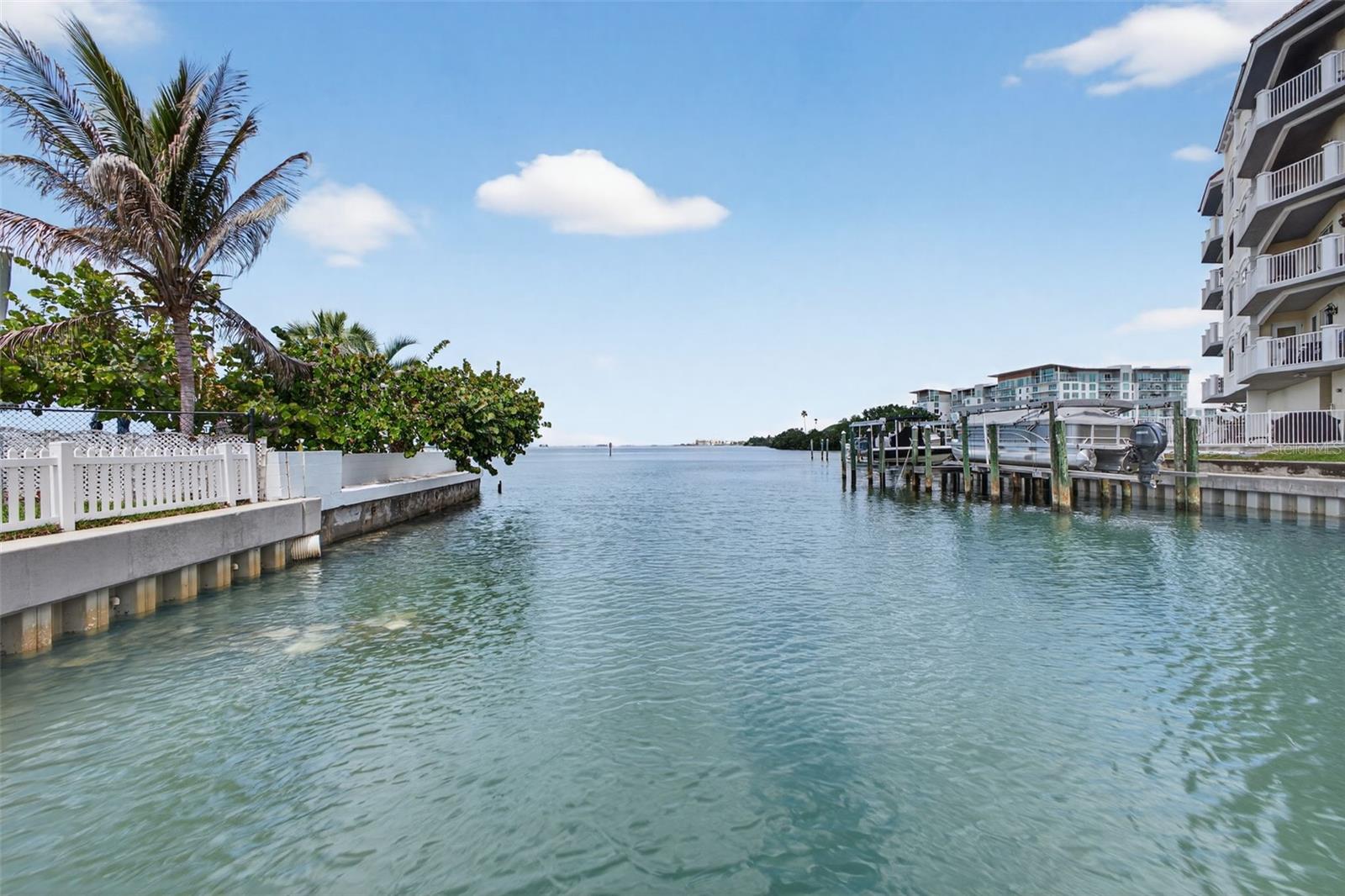 1866 VENETIAN POINT DR, CLEARWATER, FL, 33755