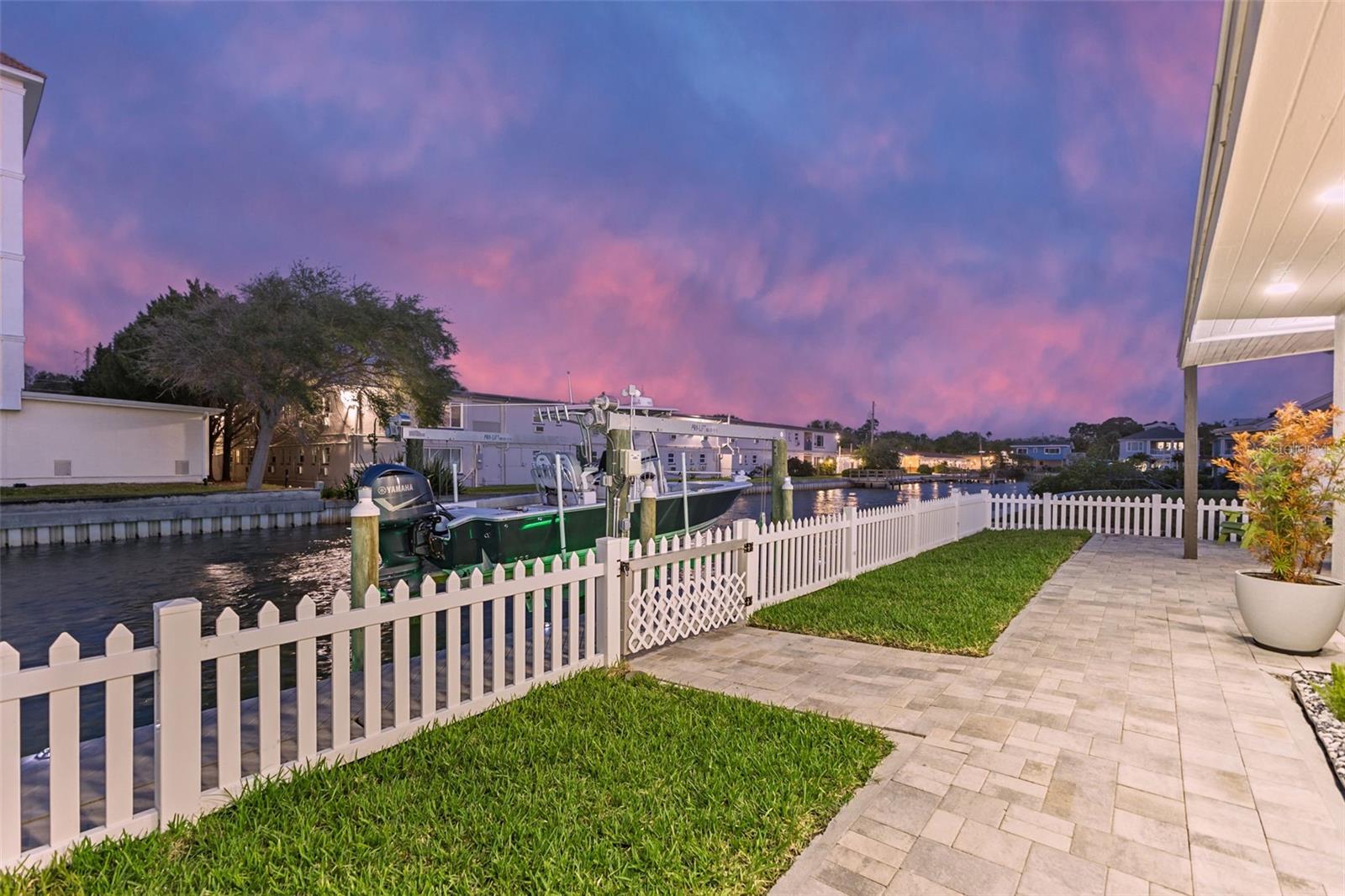 1866 VENETIAN POINT DR, CLEARWATER, FL, 33755