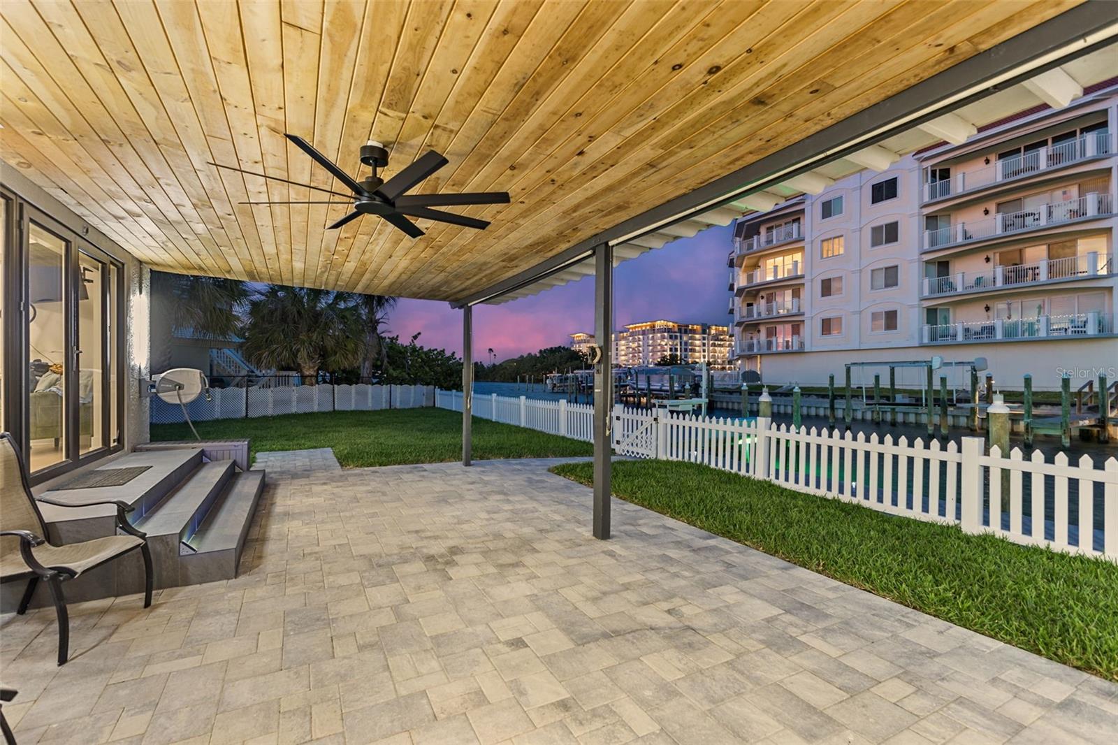 1866 VENETIAN POINT DR, CLEARWATER, FL, 33755