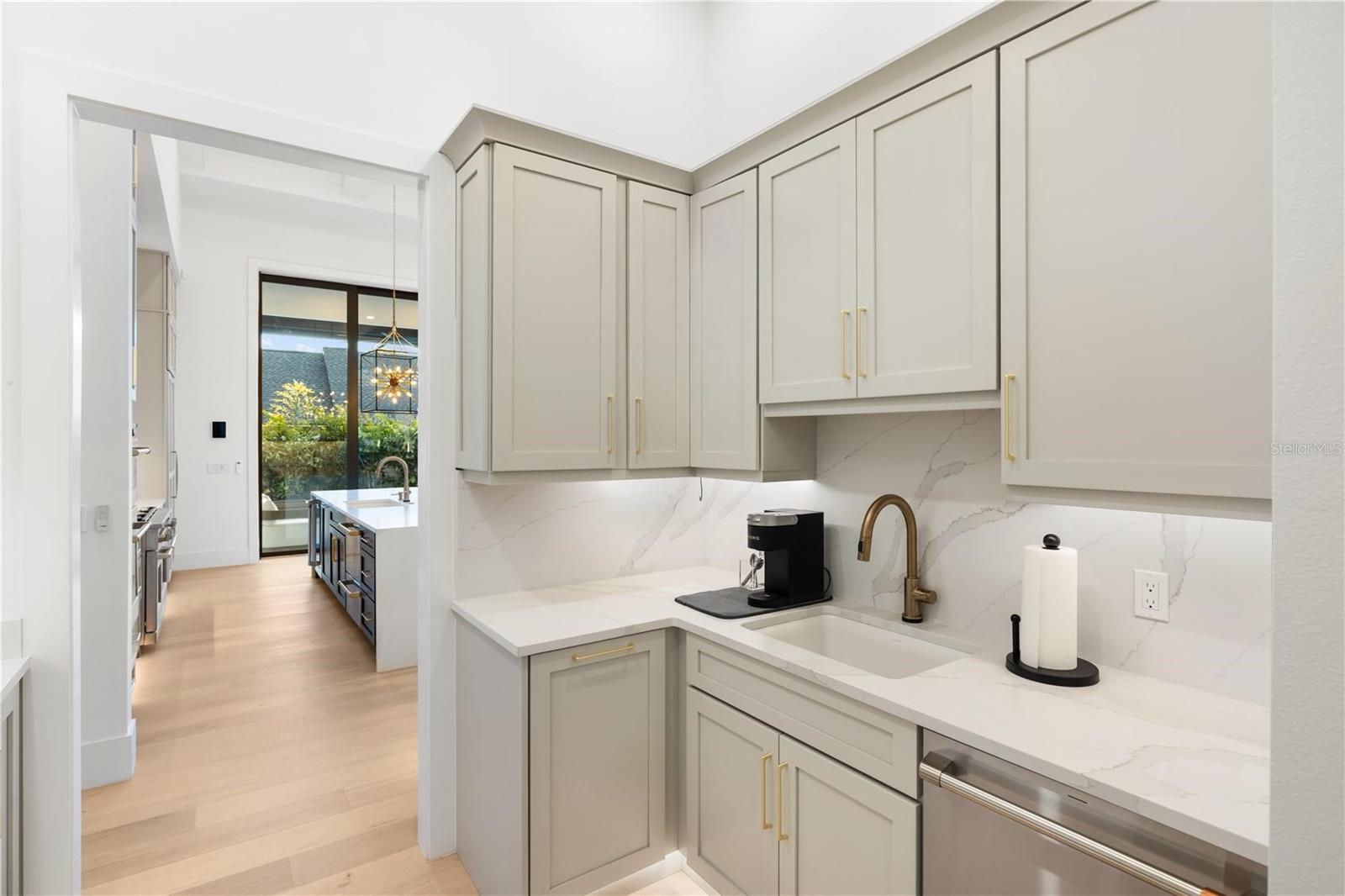 1800 WEBBER ST, SARASOTA, FL, 34239