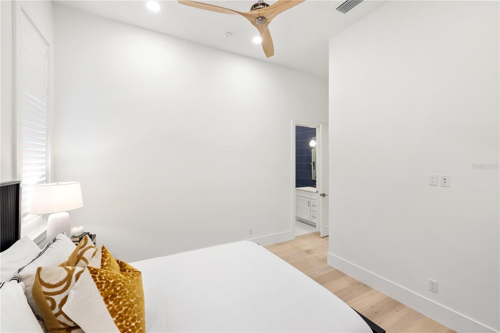 1800 WEBBER ST, SARASOTA, FL, 34239