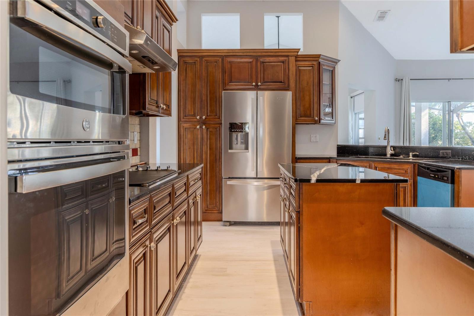 1211 PERIDOT LANE, SUN CITY CENTER, FL, 33573
