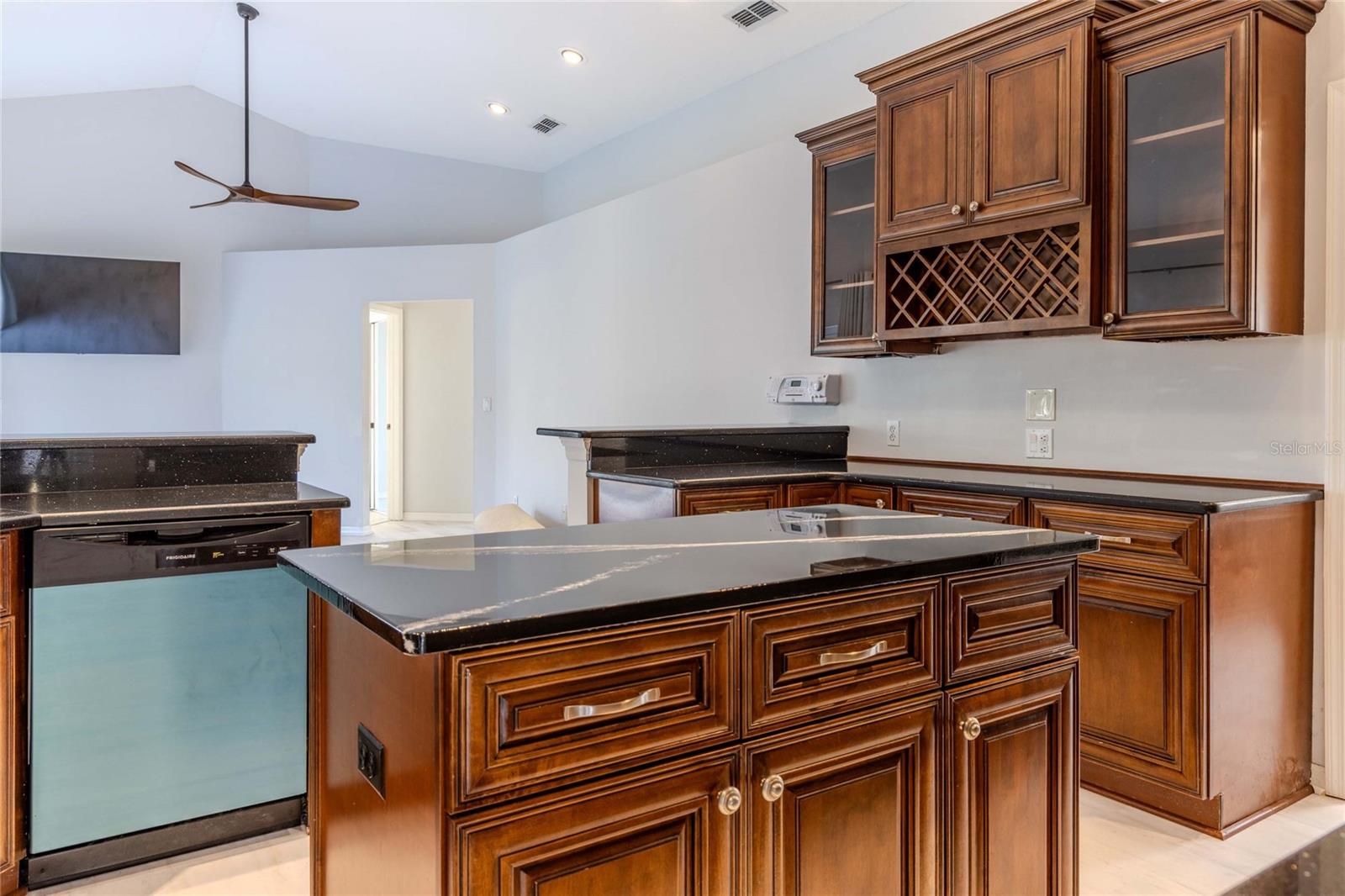 1211 PERIDOT LANE, SUN CITY CENTER, FL, 33573