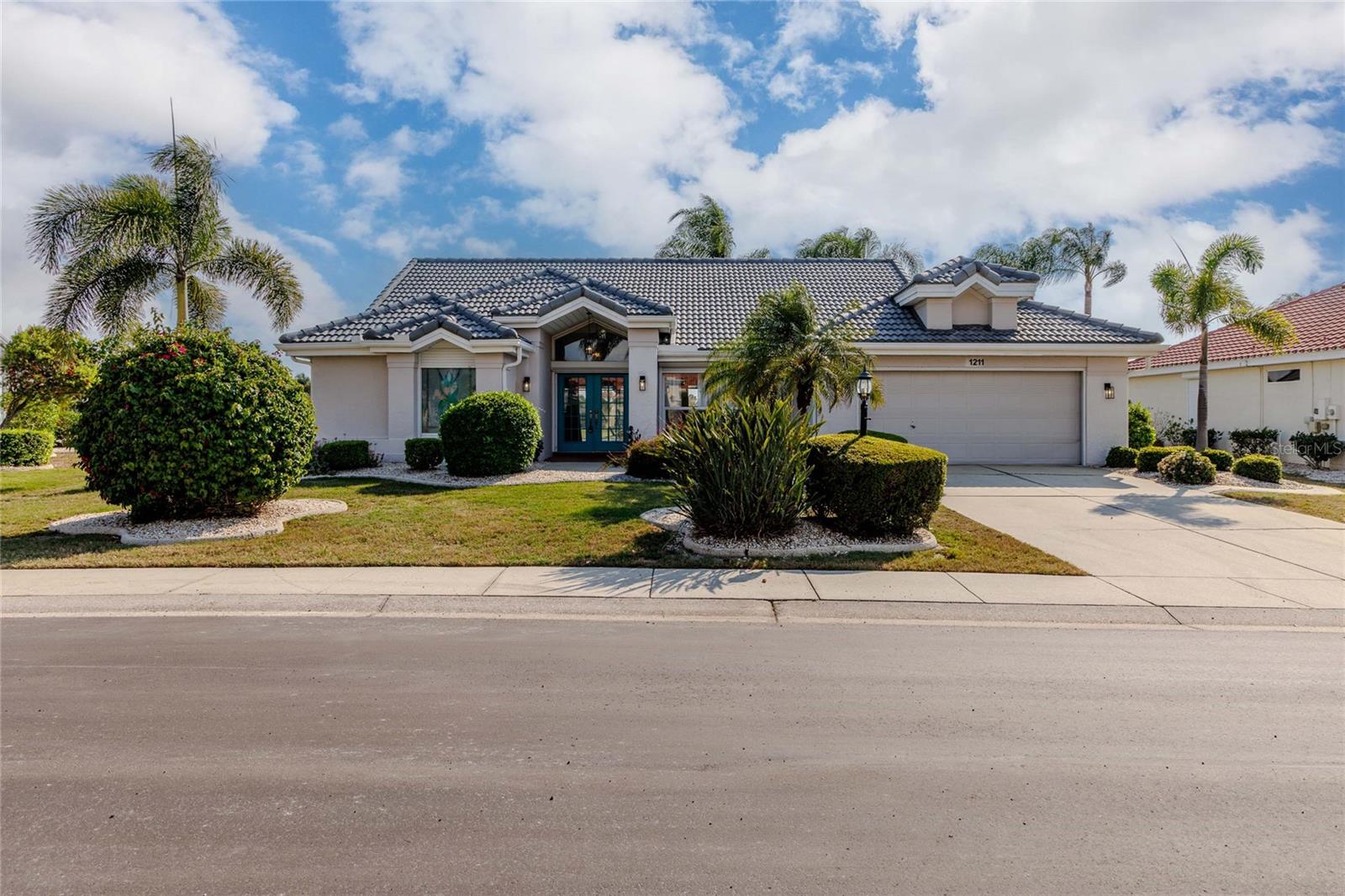 1211 PERIDOT LANE, SUN CITY CENTER, FL, 33573