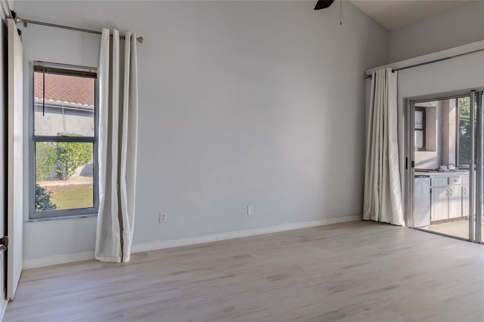 1211 PERIDOT LANE, SUN CITY CENTER, FL, 33573