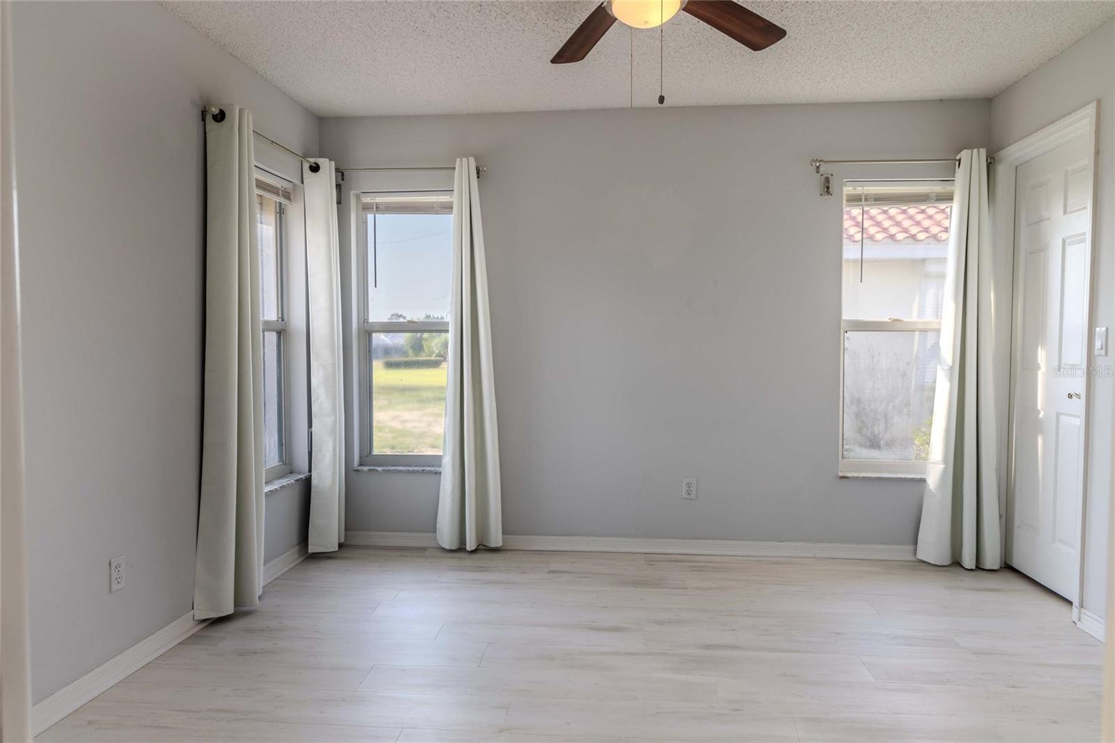 1211 PERIDOT LANE, SUN CITY CENTER, FL, 33573