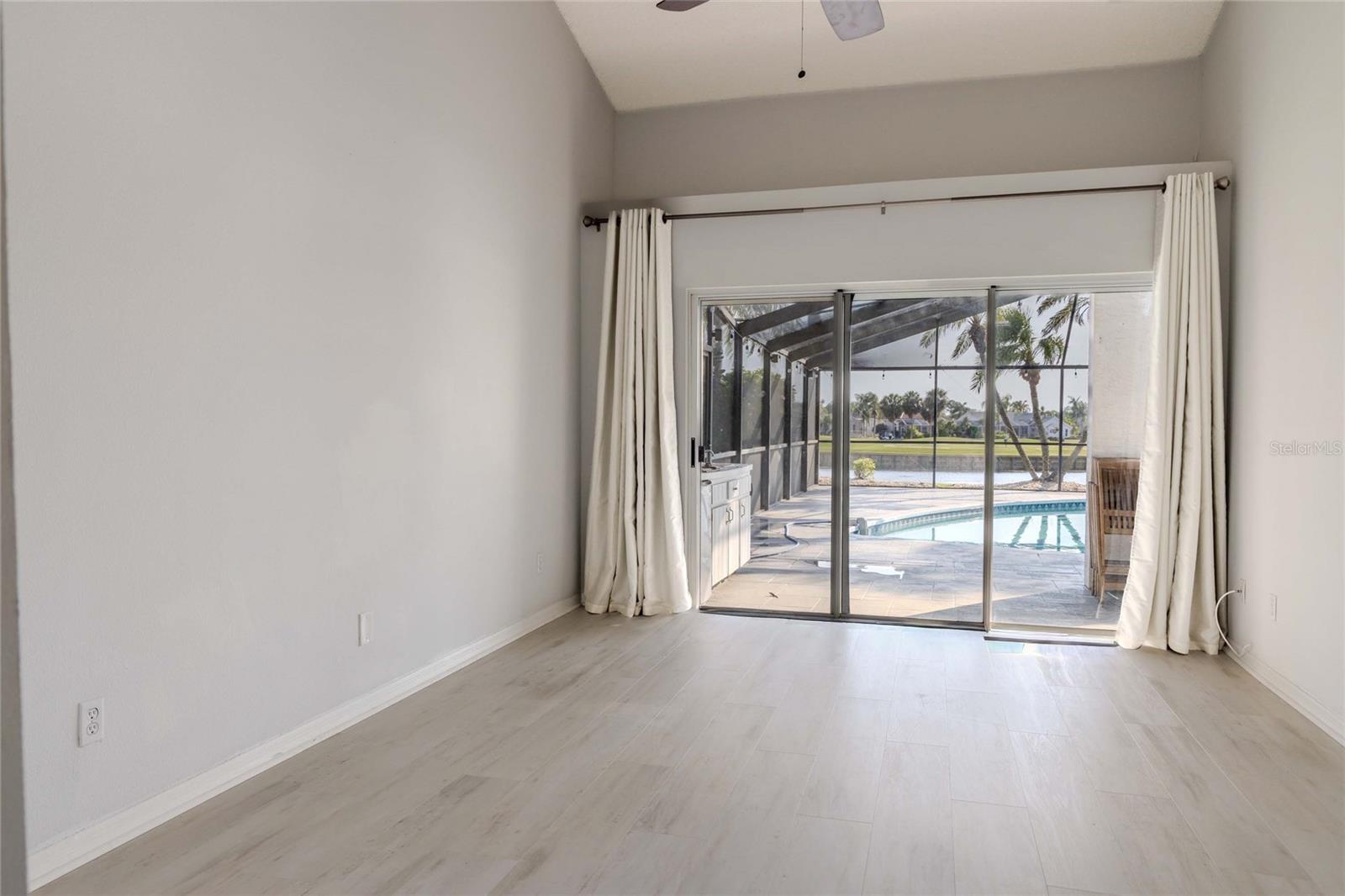 1211 PERIDOT LANE, SUN CITY CENTER, FL, 33573