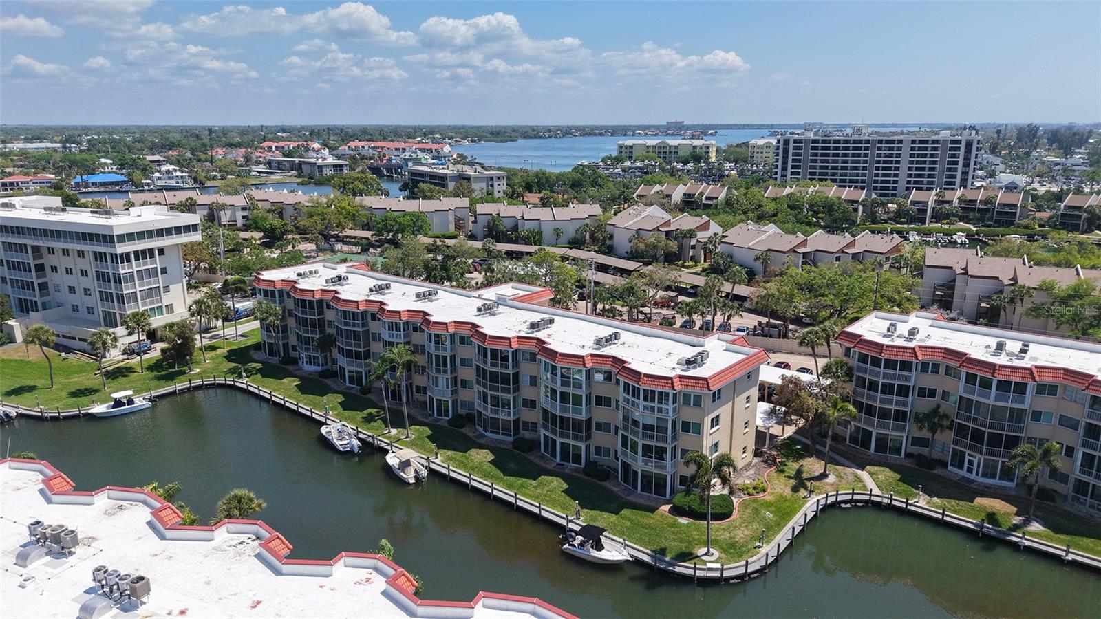 1257 S PORTOFINO DR #203, SARASOTA, FL, 34242