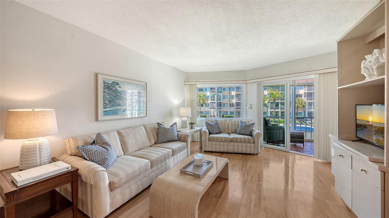1257 S PORTOFINO DR #203, SARASOTA, FL, 34242