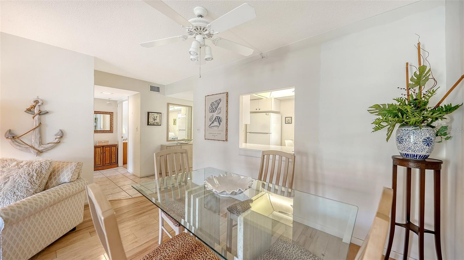 1257 S PORTOFINO DR #203, SARASOTA, FL, 34242
