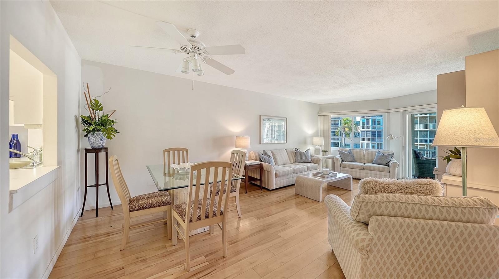 1257 S PORTOFINO DR #203, SARASOTA, FL, 34242